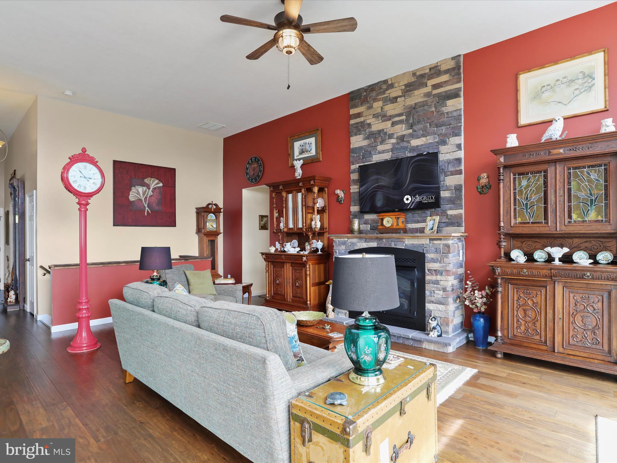 APPLE MT LAKE WEST - Residential