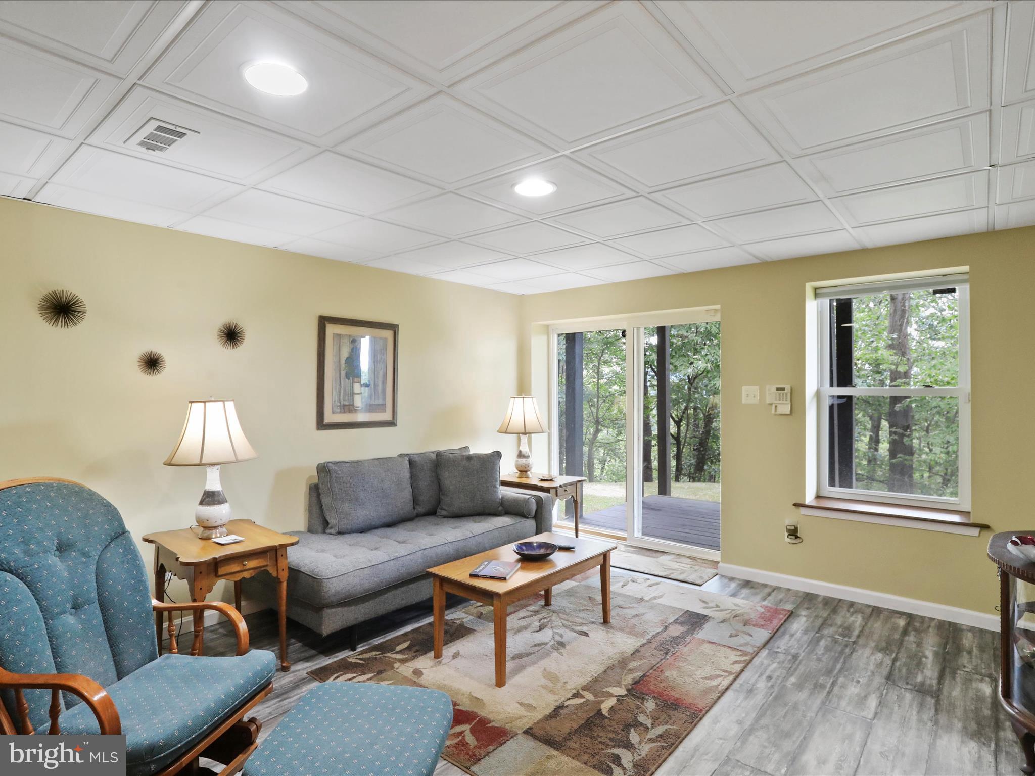 APPLE MT LAKE WEST - Residential