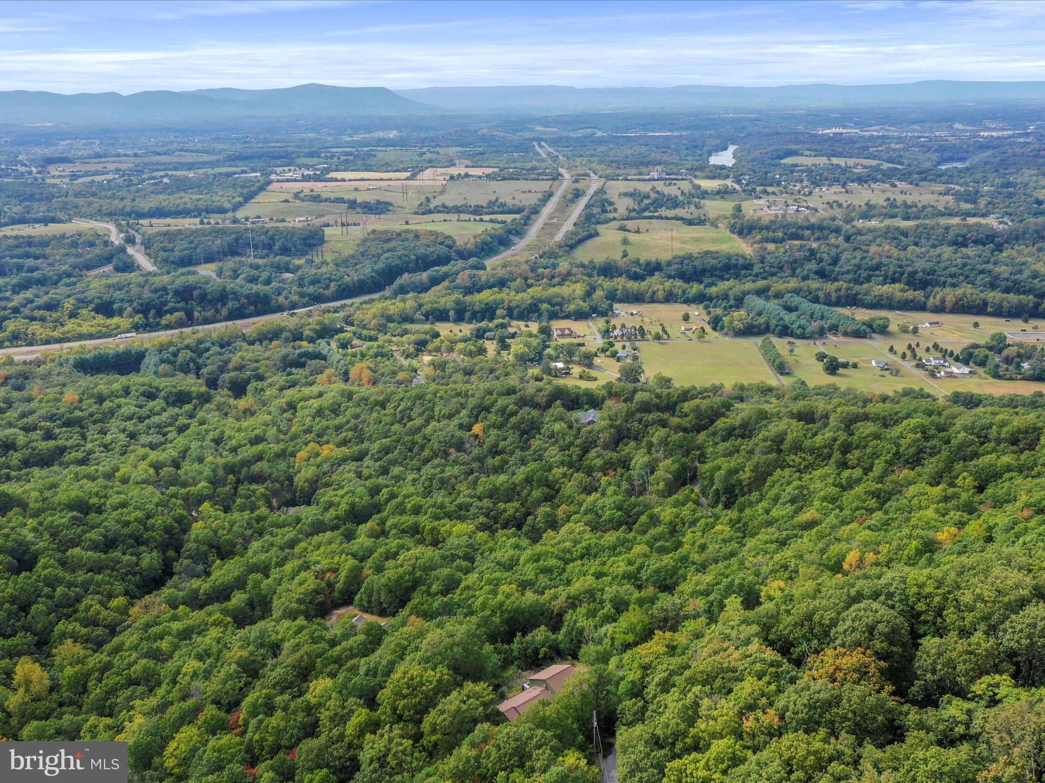 APPLE MT LAKE WEST - Residential