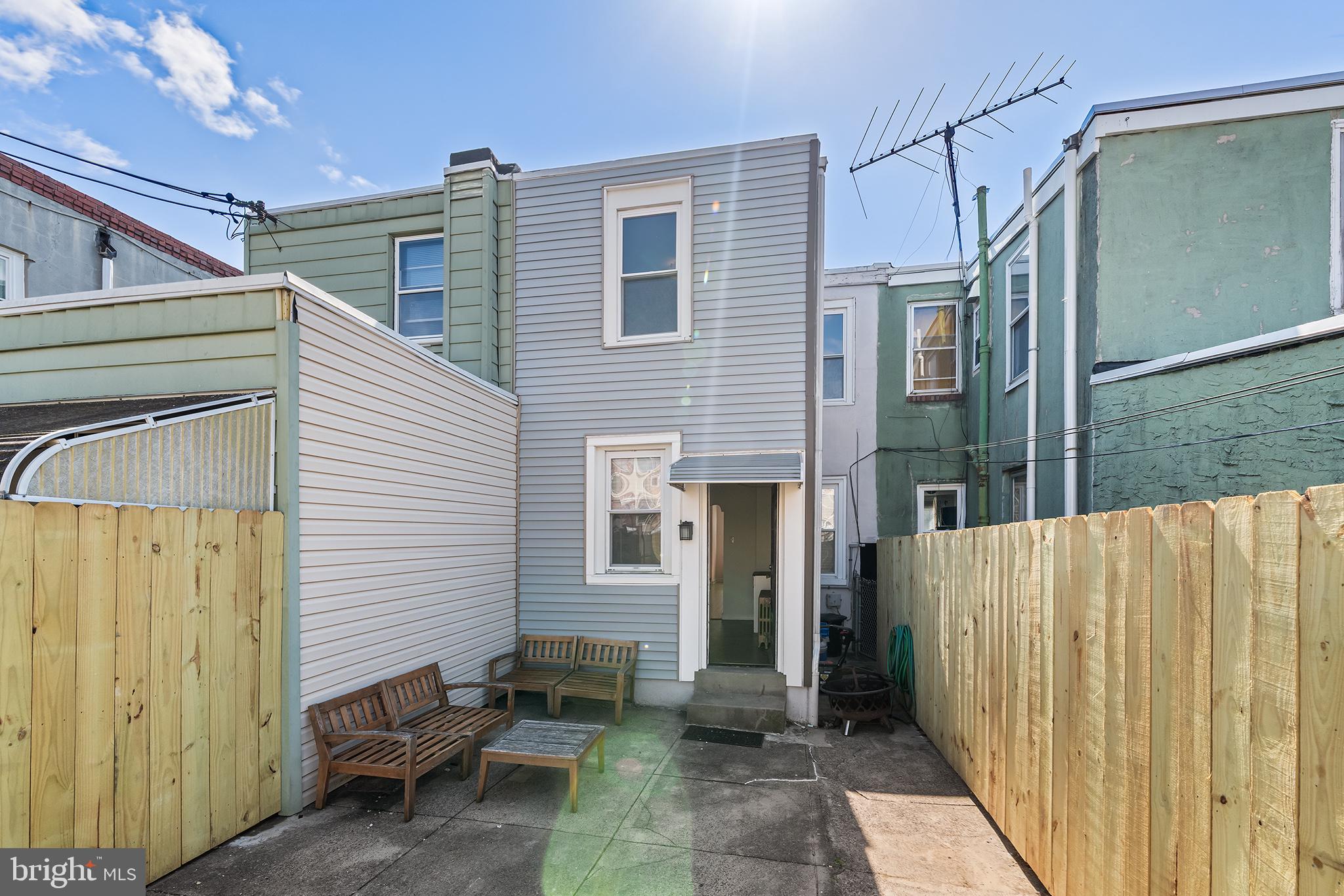 PORT RICHMOND - Residential