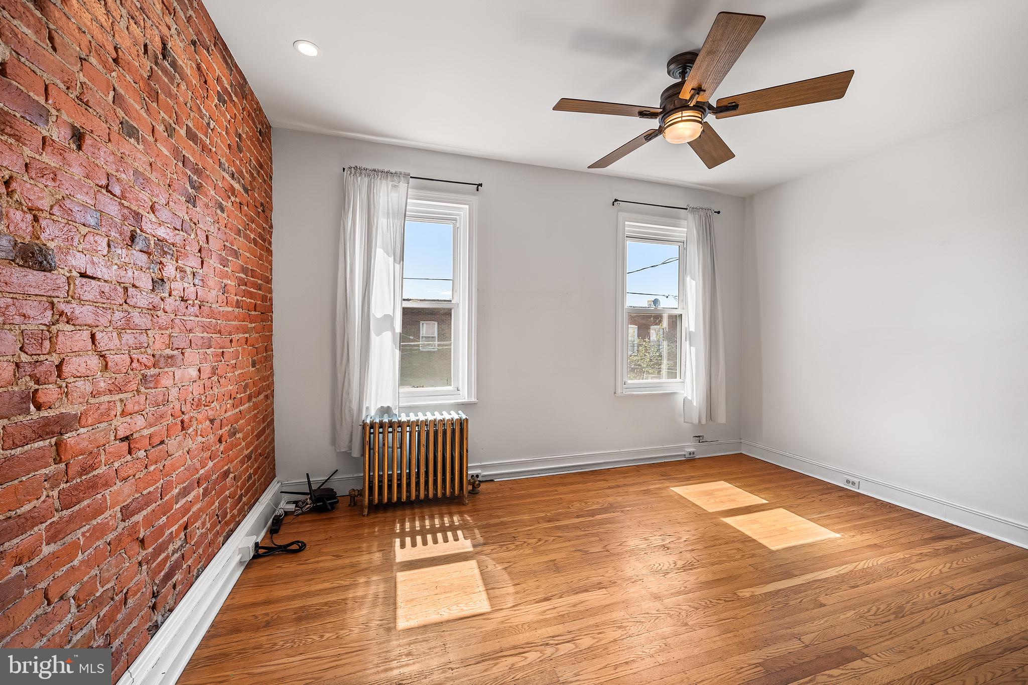 PORT RICHMOND - Residential