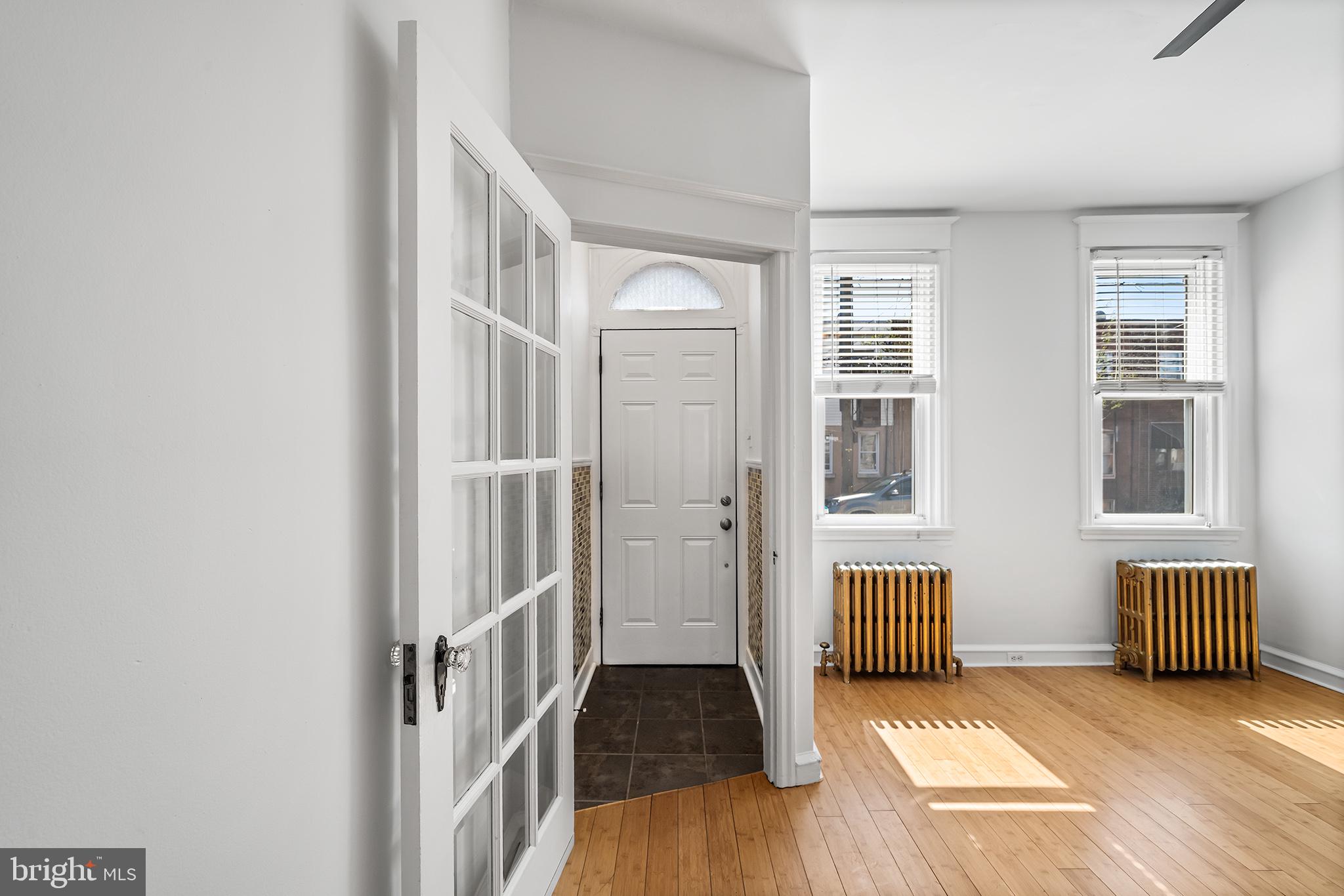 PORT RICHMOND - Residential