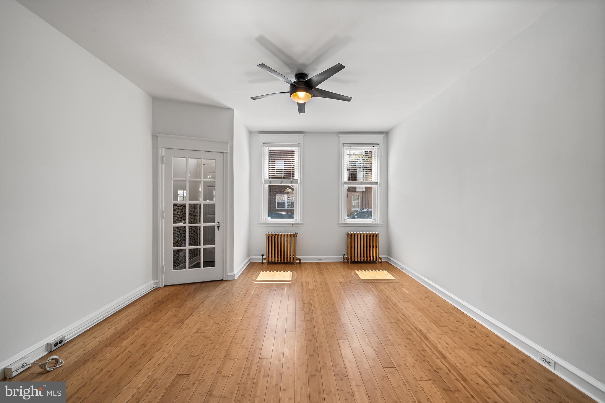 PORT RICHMOND - Residential