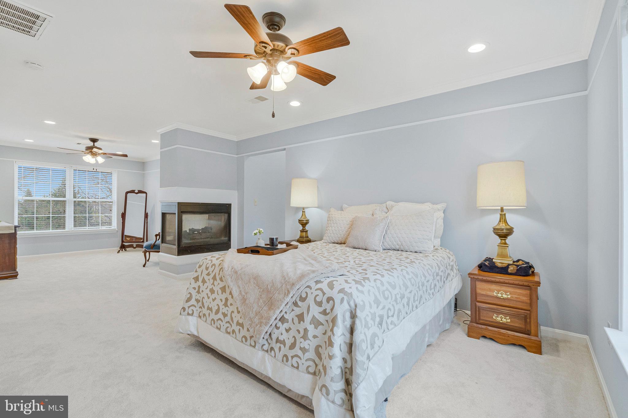 ASHBURN VILLAGE - Residential