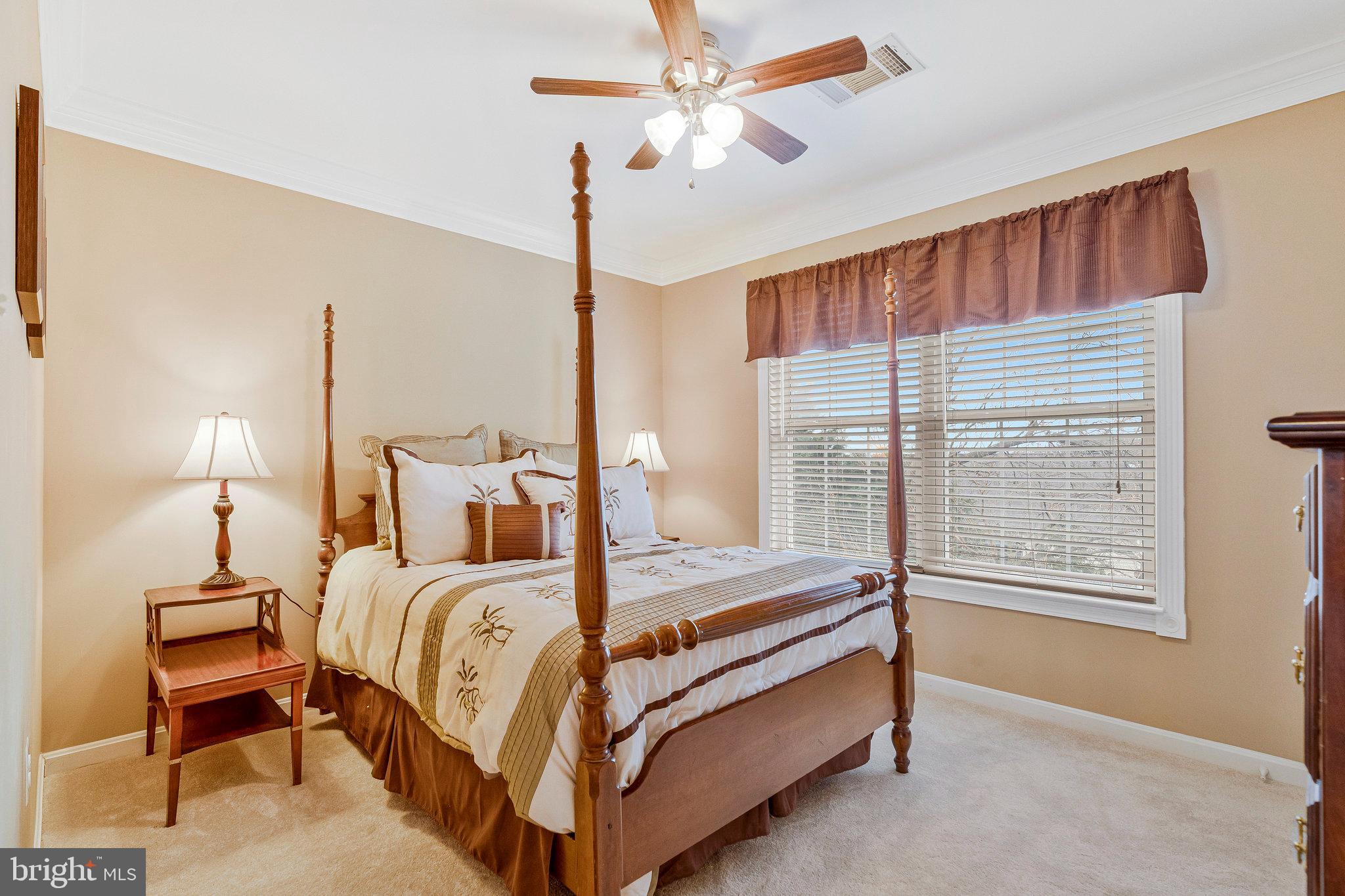 ASHBURN VILLAGE - Residential