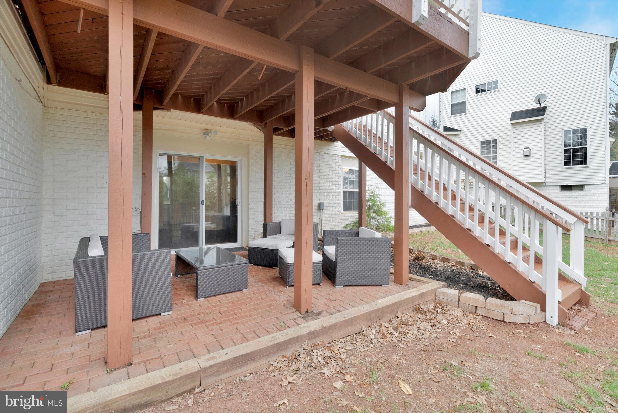 ASHBURN VILLAGE - Residential