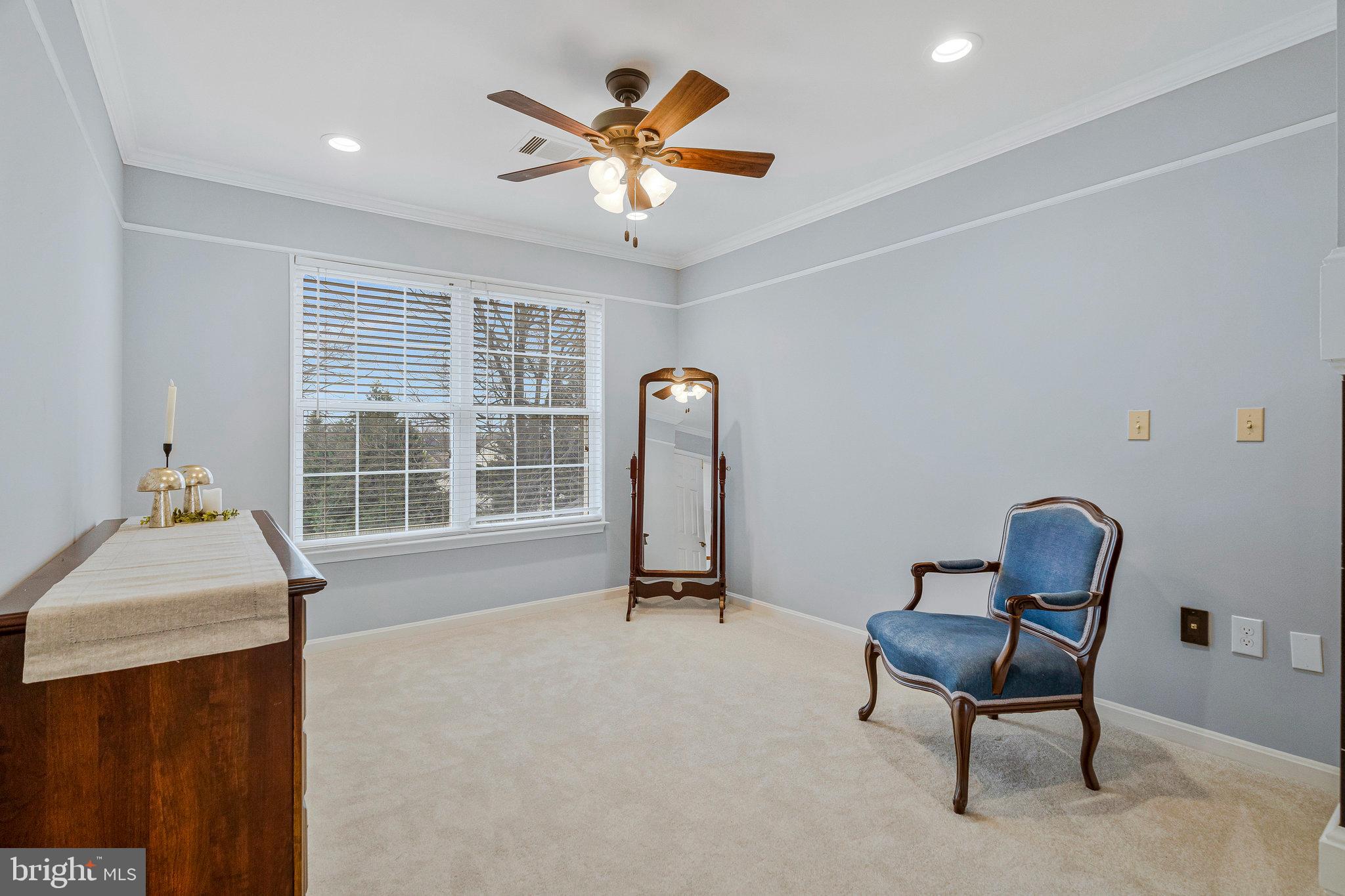 ASHBURN VILLAGE - Residential