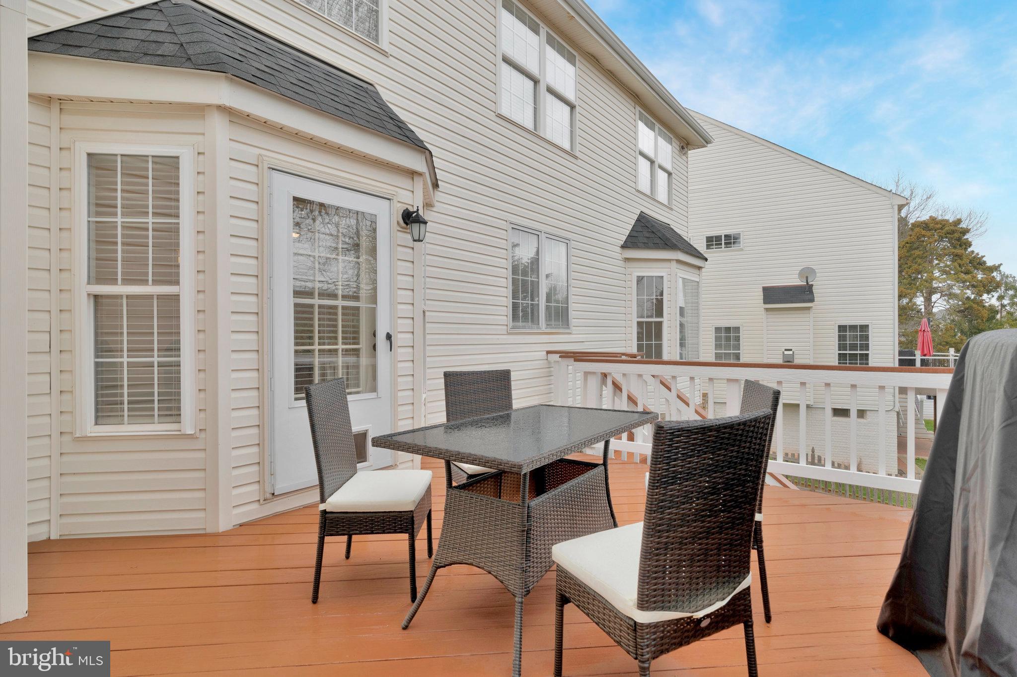 ASHBURN VILLAGE - Residential