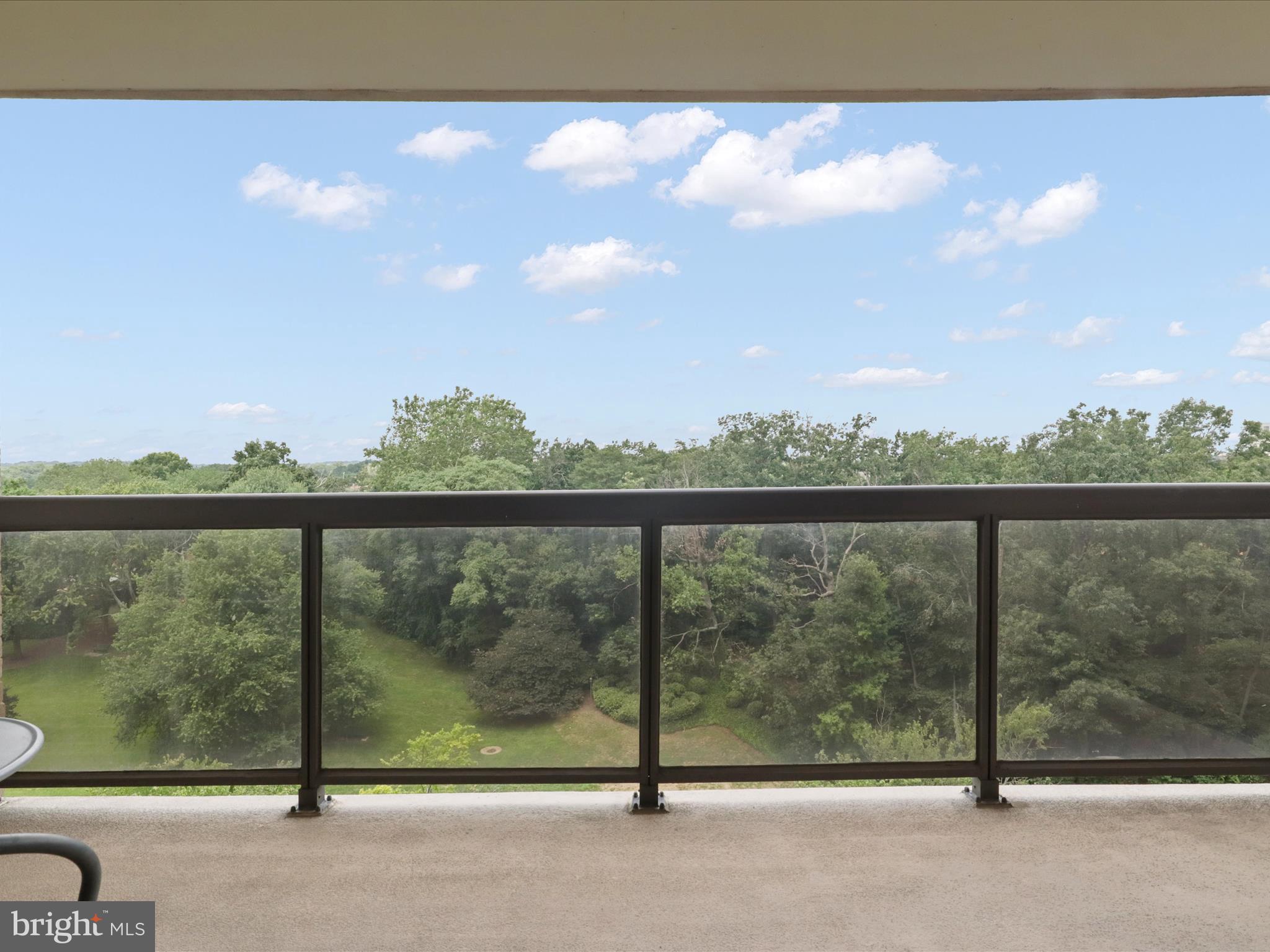 WATERGATE AT LANDMARK - Residential