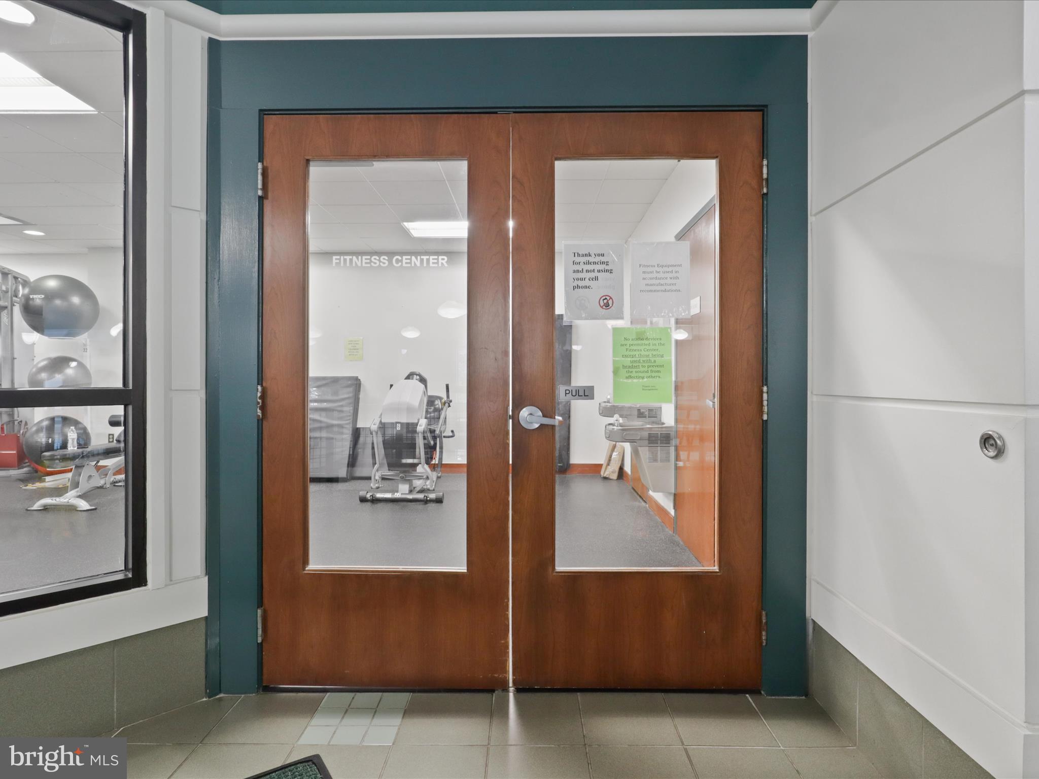 WATERGATE AT LANDMARK - Residential