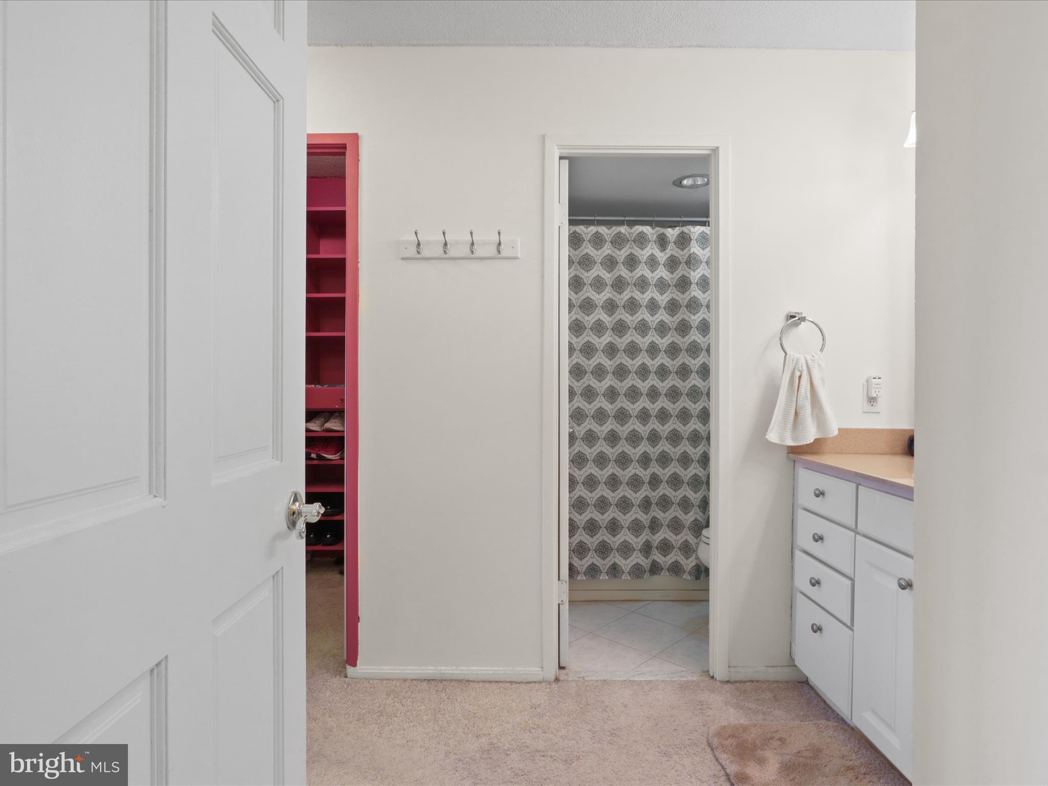 WATERGATE AT LANDMARK - Residential