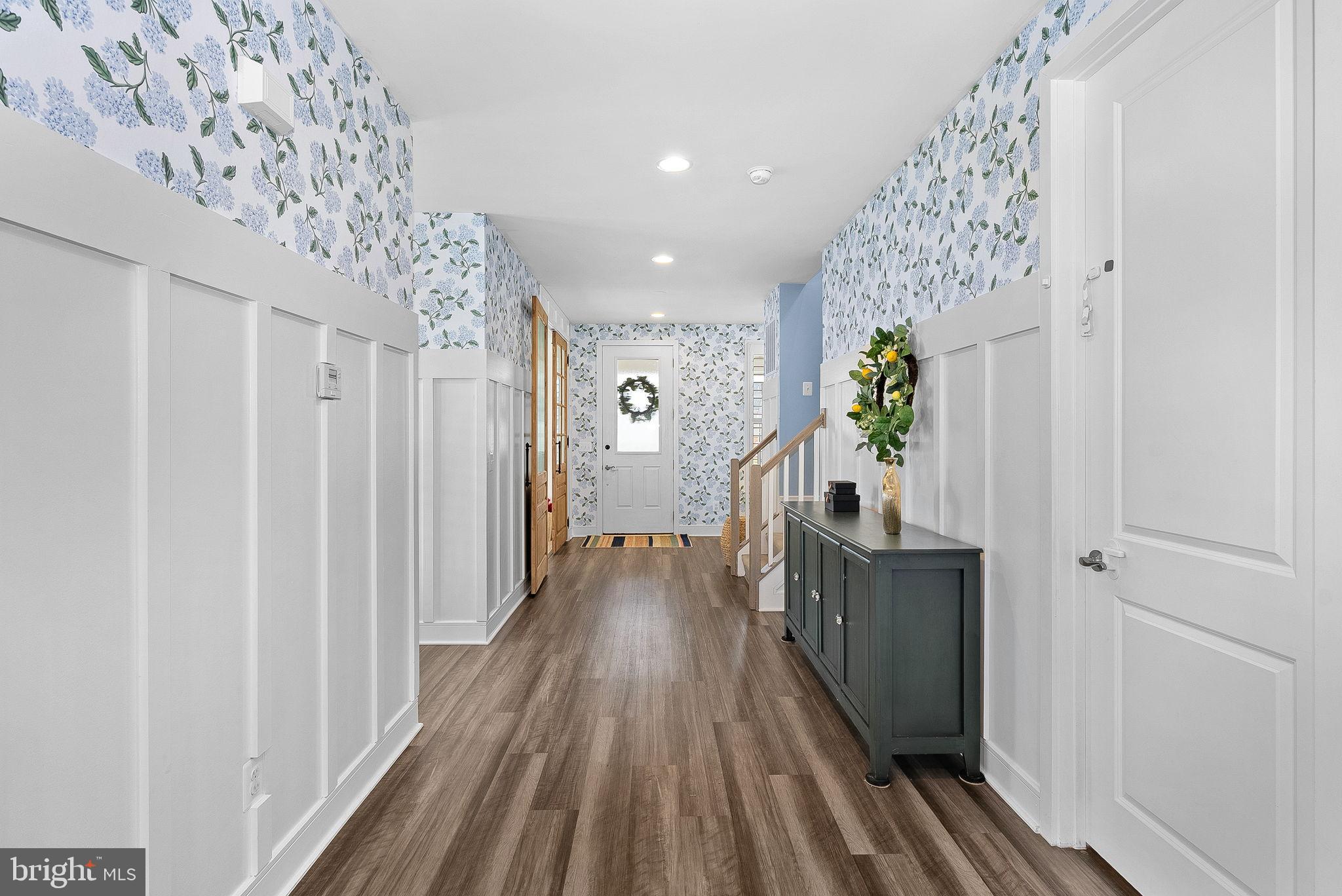 MEADOW BROOK FARM - Residential