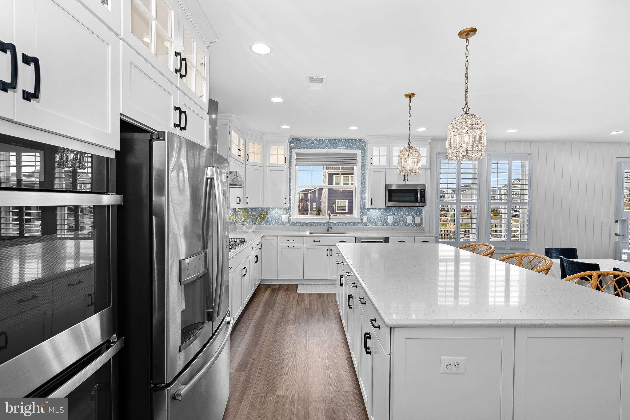 MEADOW BROOK FARM - Residential