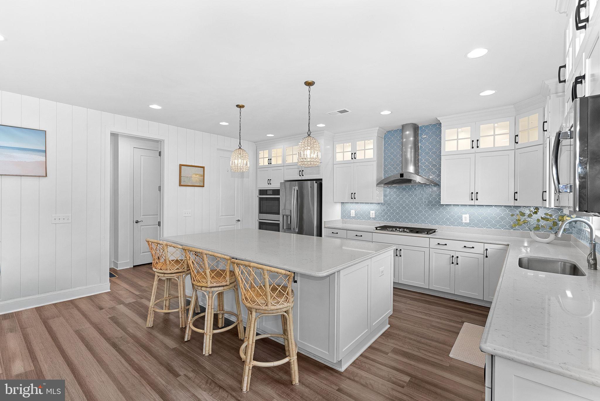 MEADOW BROOK FARM - Residential