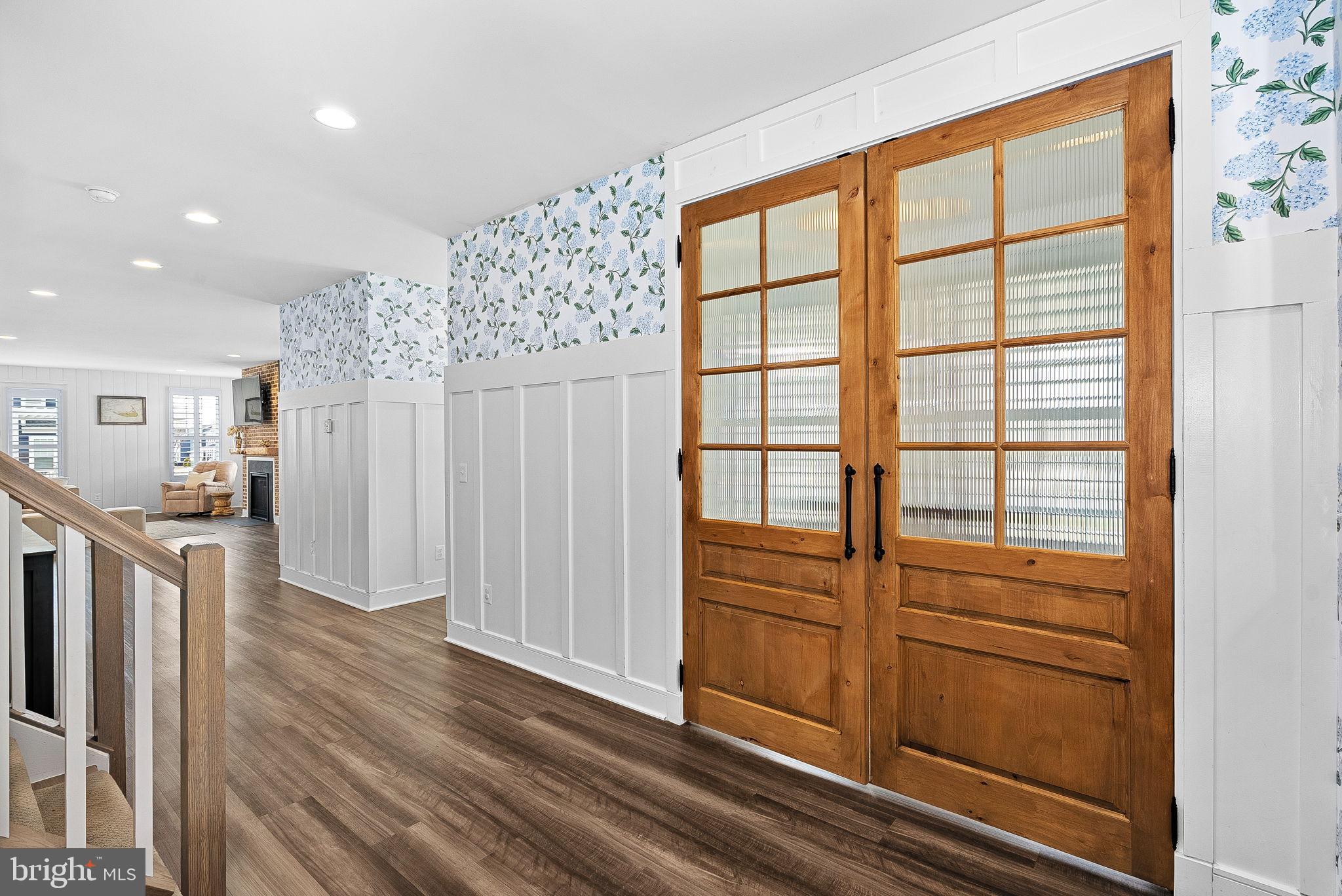 MEADOW BROOK FARM - Residential