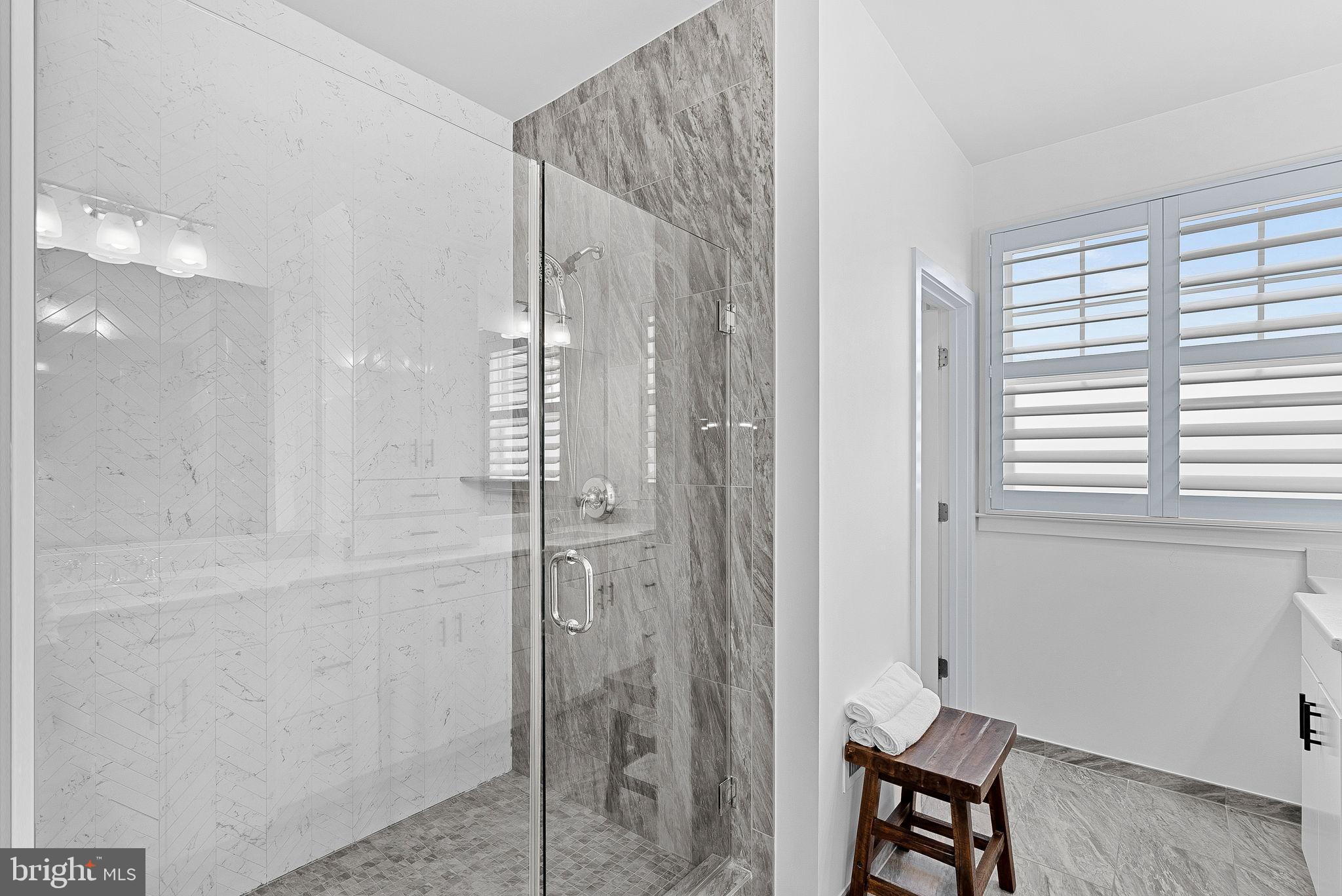 MEADOW BROOK FARM - Residential