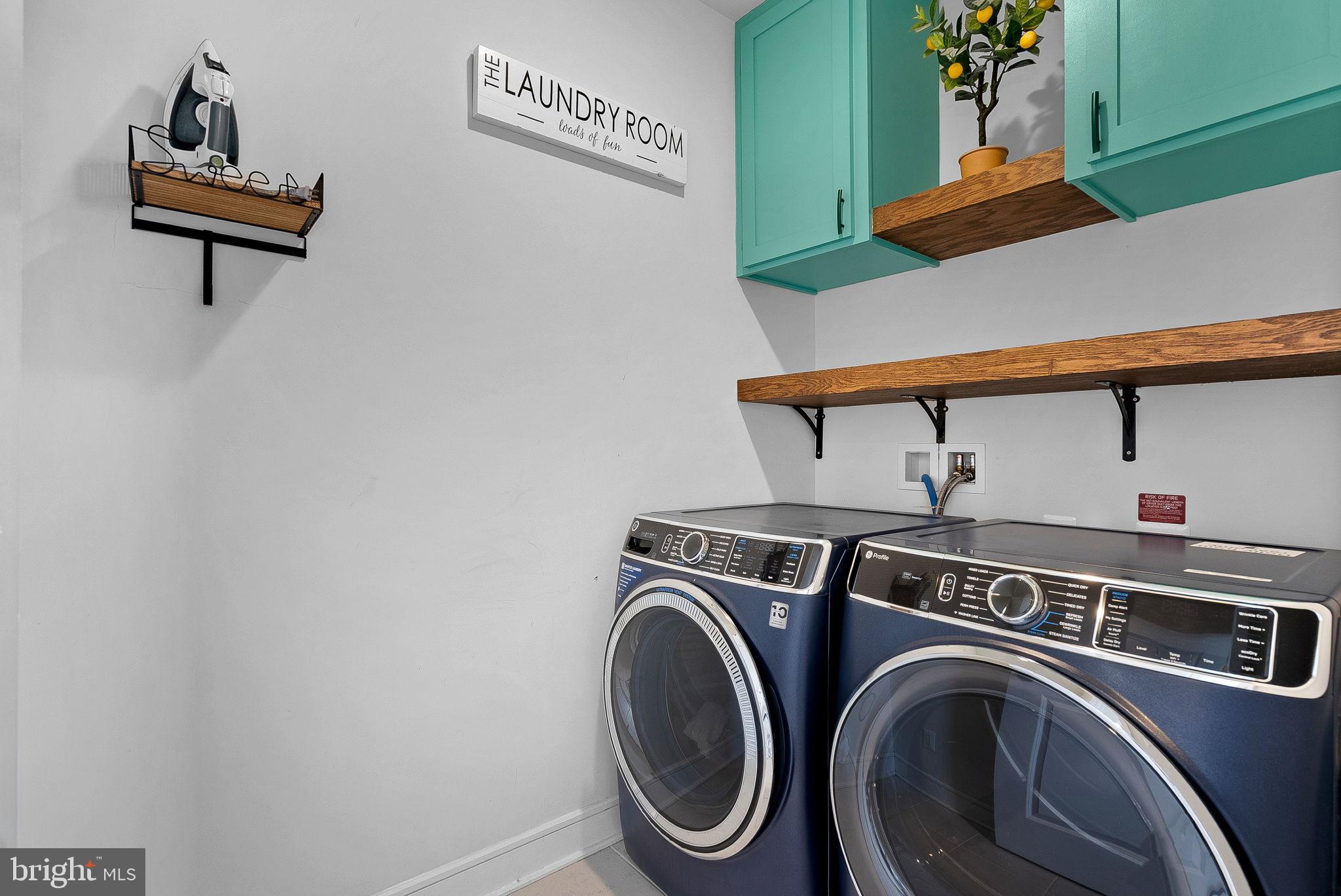 MEADOW BROOK FARM - Residential