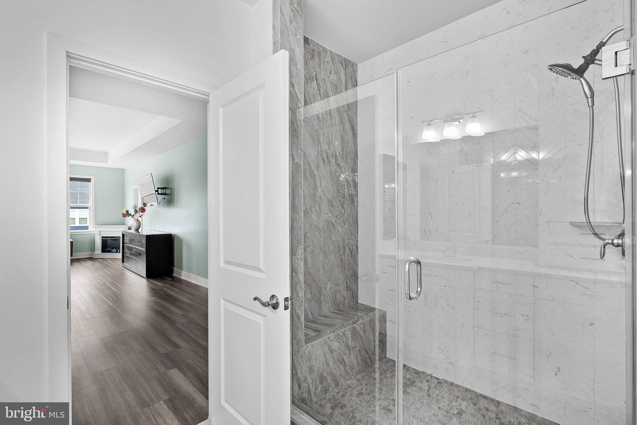 MEADOW BROOK FARM - Residential