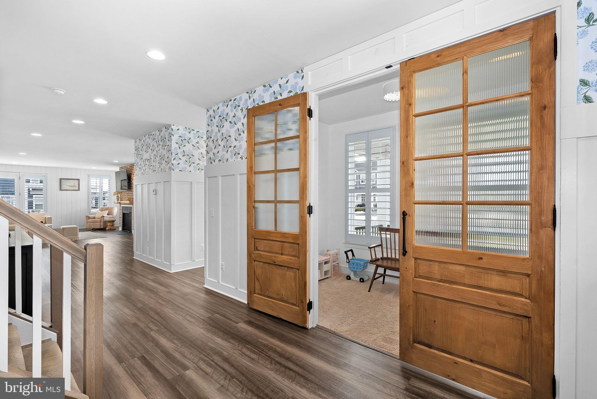 MEADOW BROOK FARM - Residential