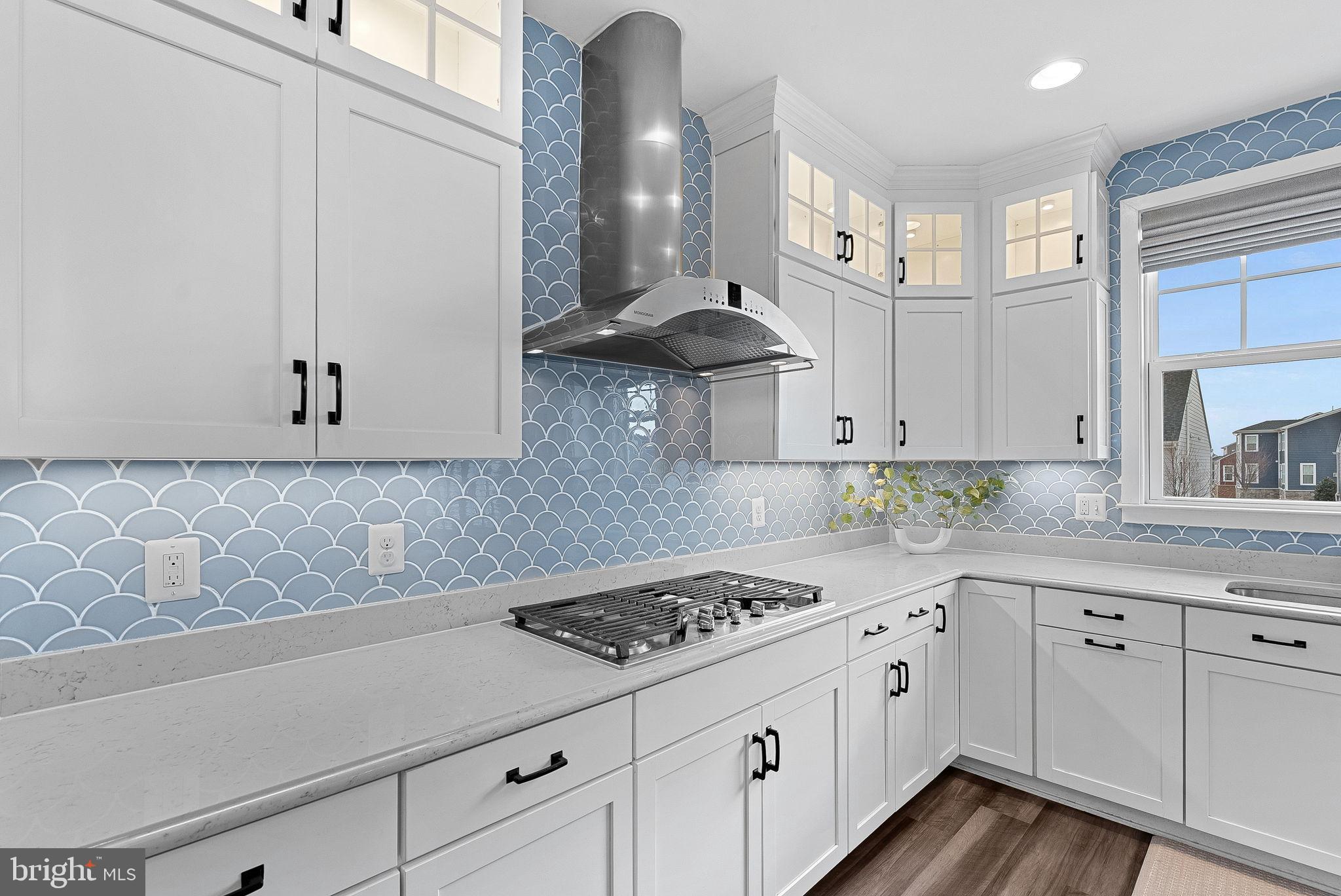 MEADOW BROOK FARM - Residential