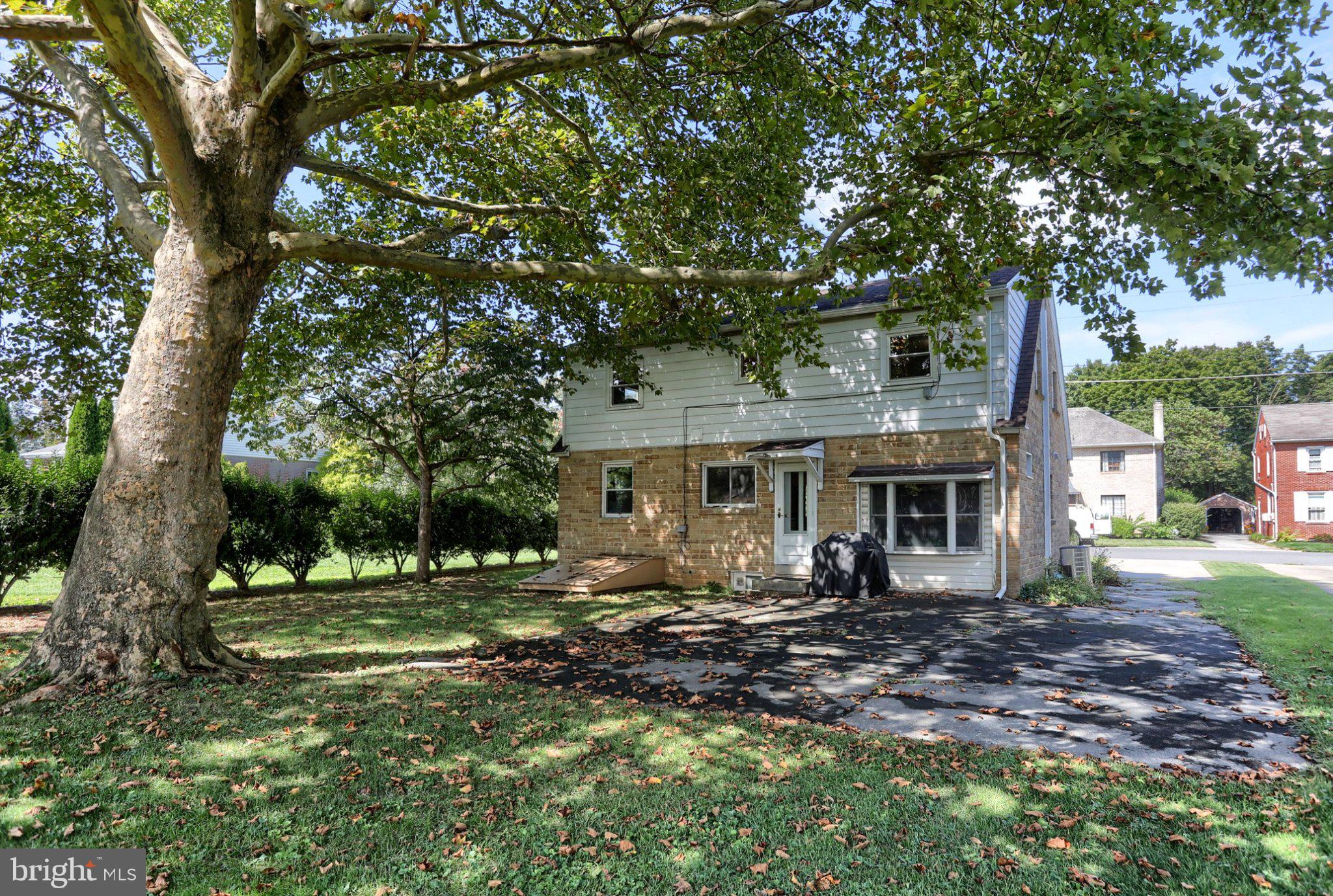 626 MAPLE STREET
