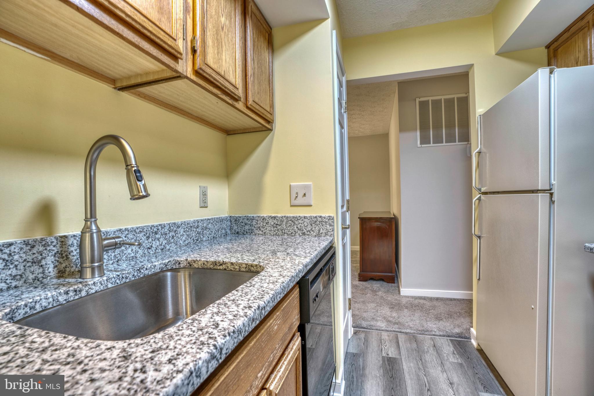 COUNTRY WALK - Residential