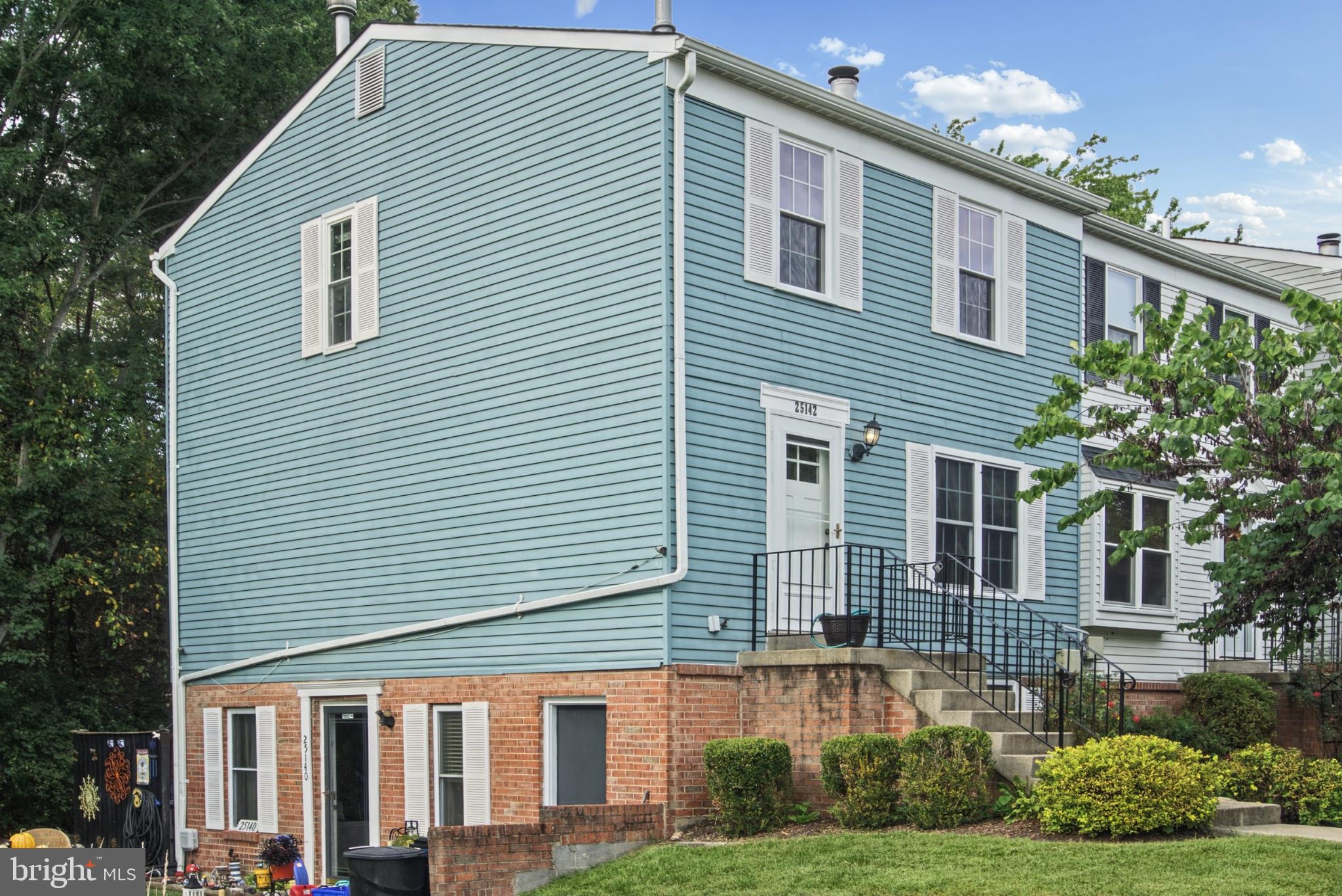 25142 TRALEE COURT