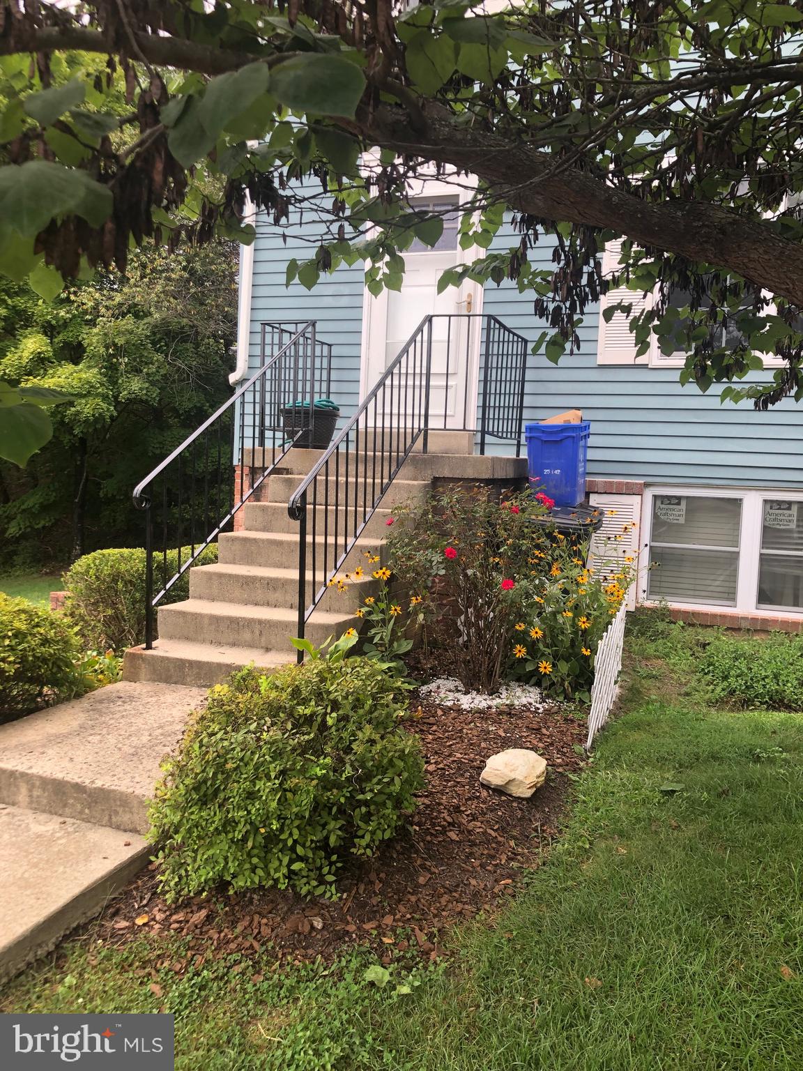25142 TRALEE COURT