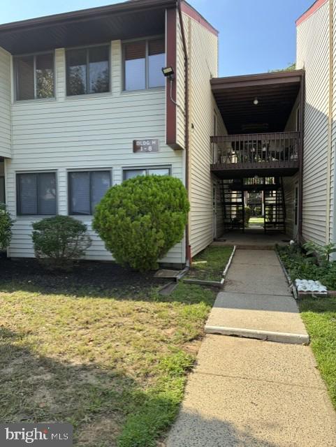 H-6 AVON DRIVE