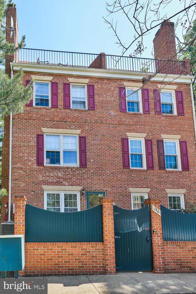 BALLSTON MEWS I - Residential