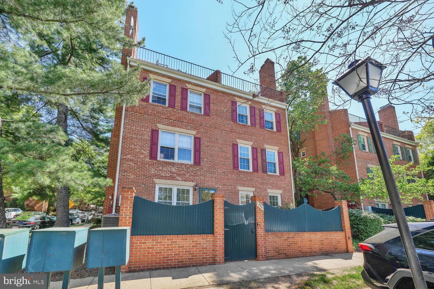 BALLSTON MEWS I - Residential