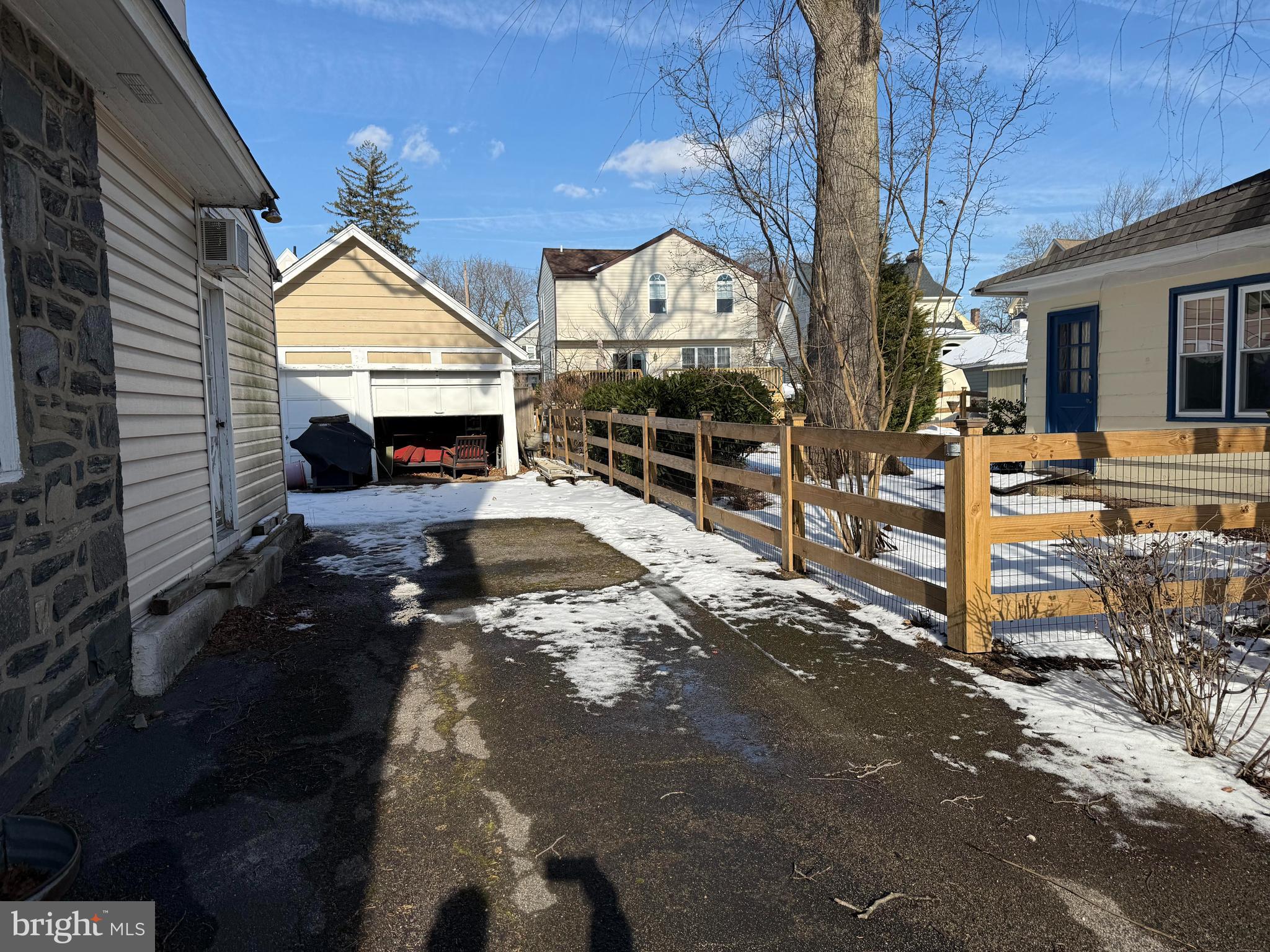 BROOKLINE - Residential