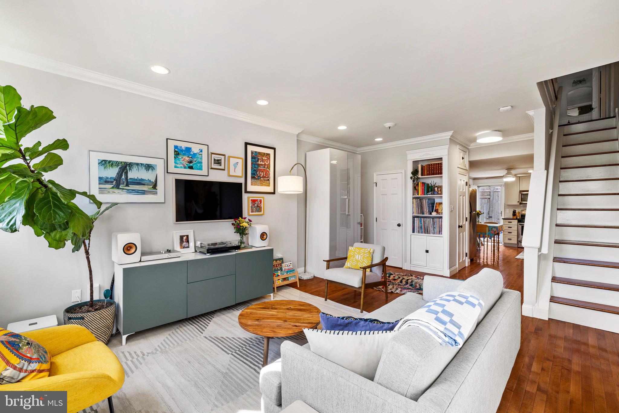 FAIRMOUNT - Residential