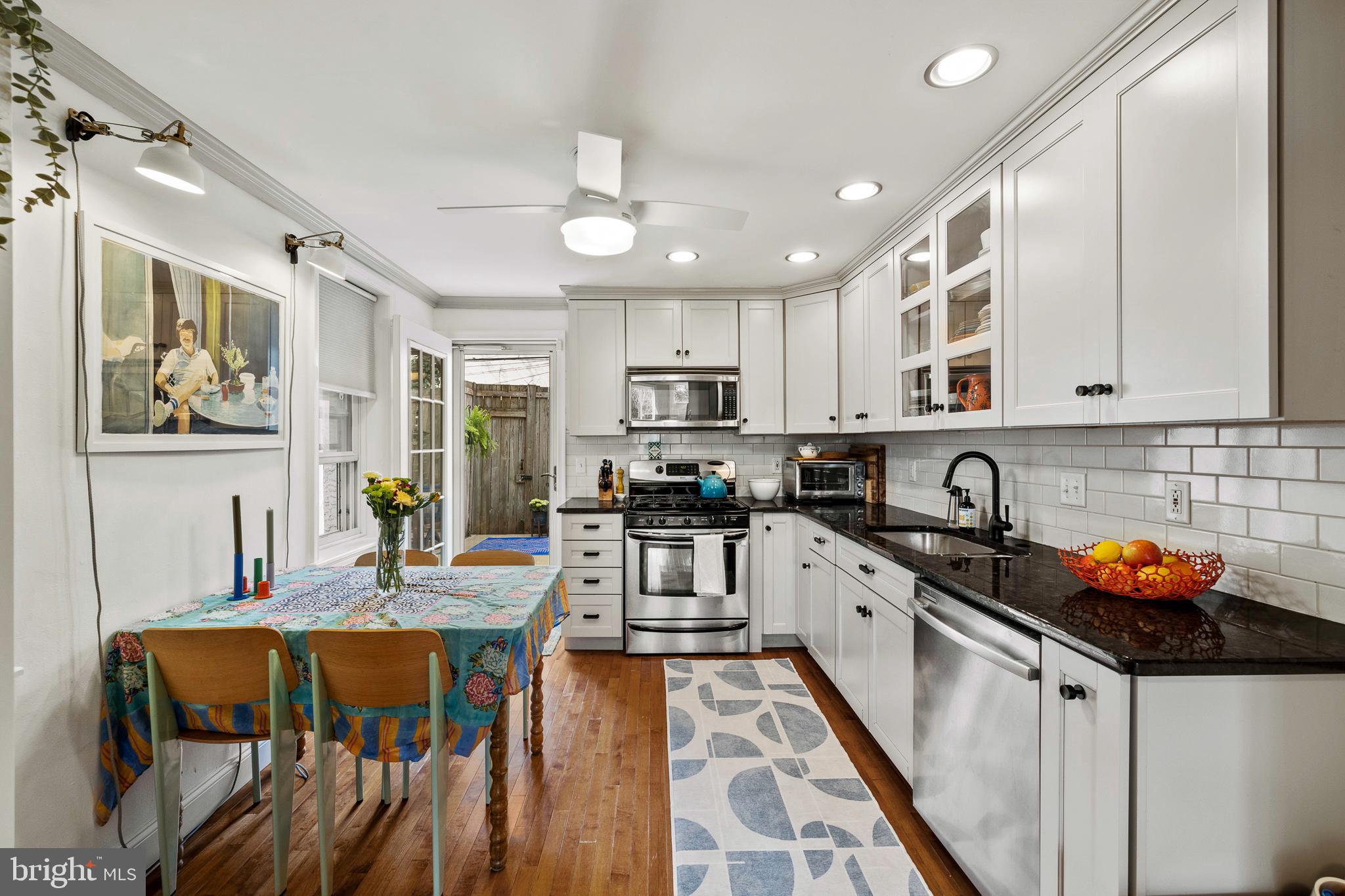 FAIRMOUNT - Residential