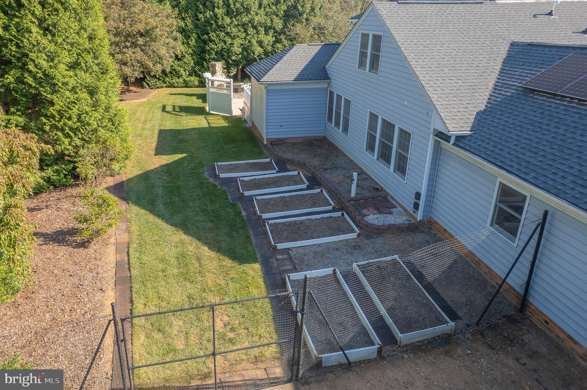 ANCIENT OAK - Residential