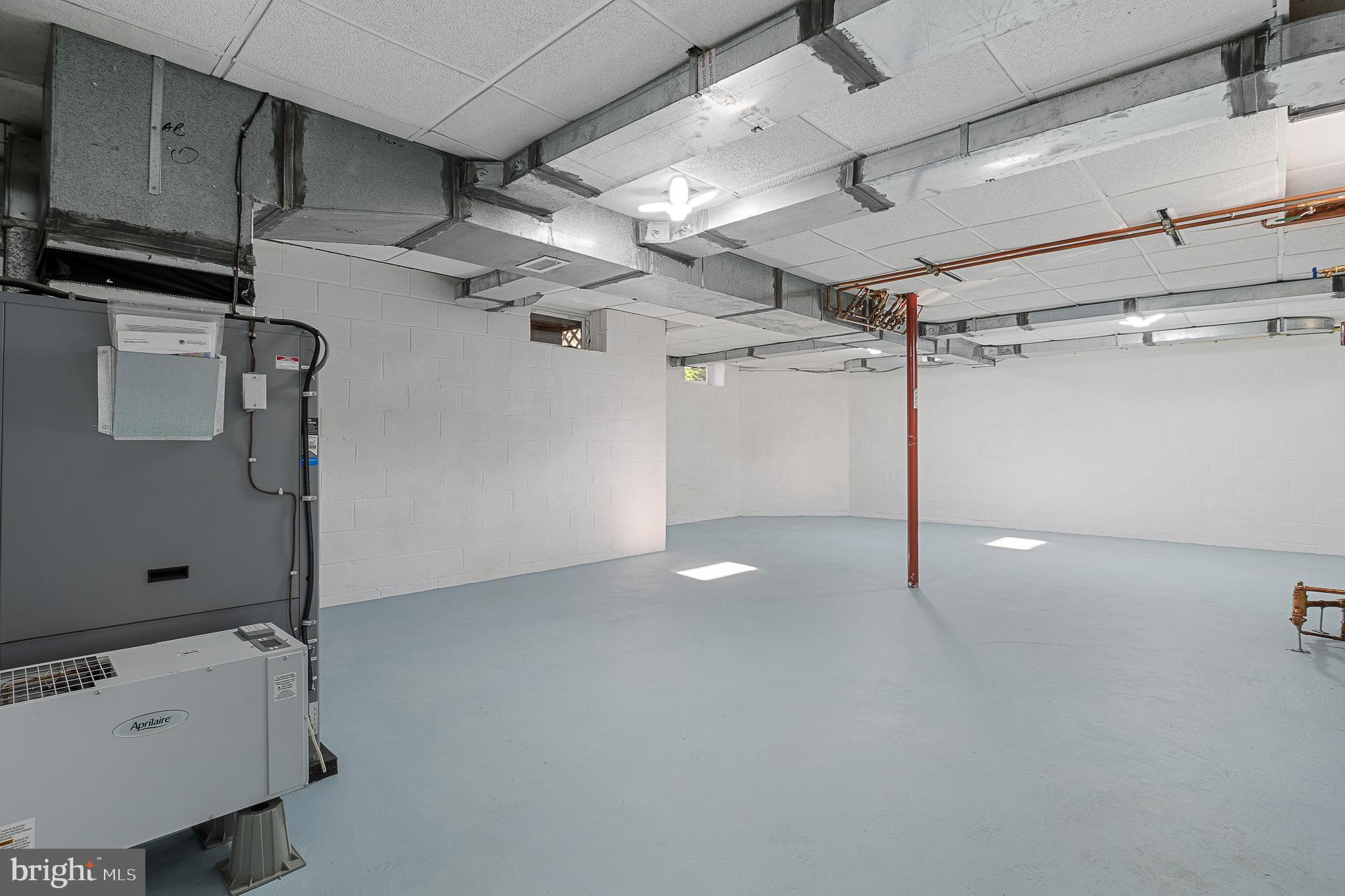 ANCIENT OAK - Residential