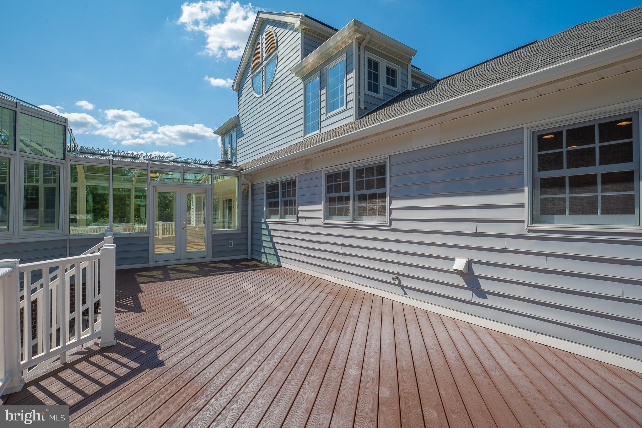 ANCIENT OAK - Residential