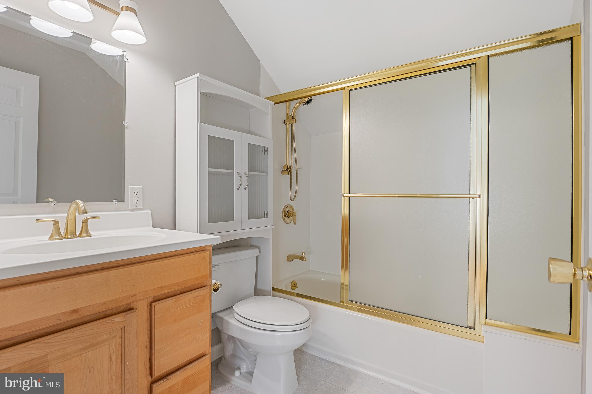 ANCIENT OAK - Residential