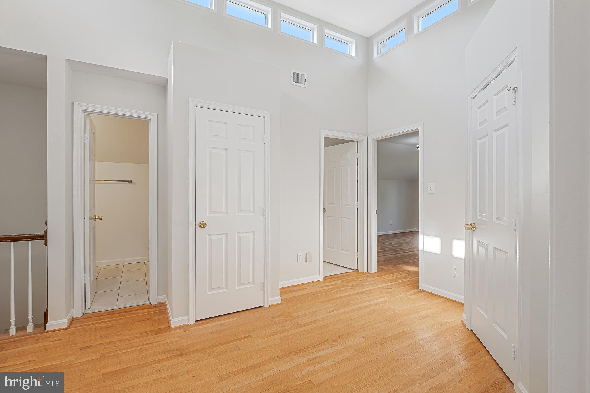 ANCIENT OAK - Residential