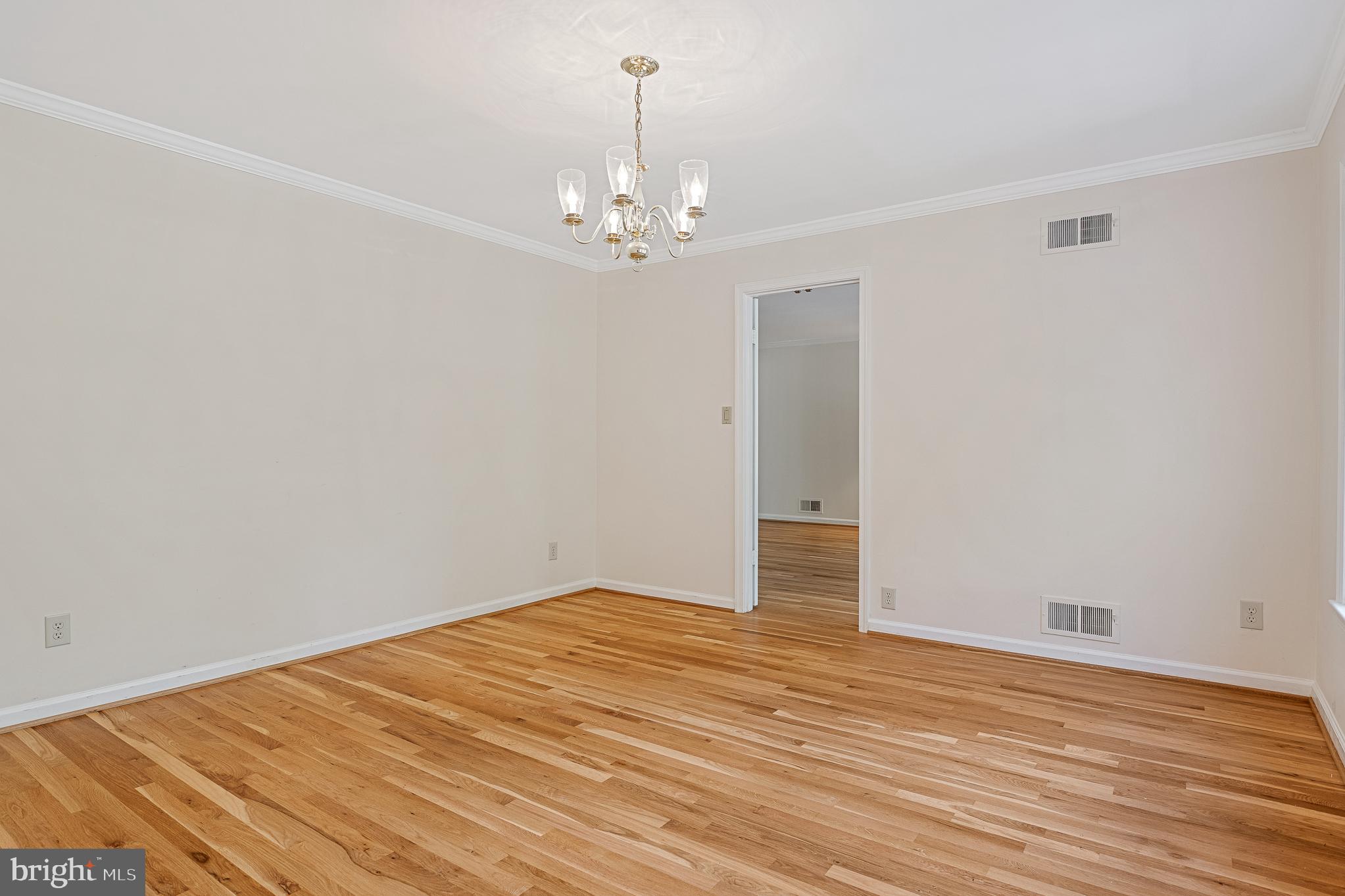 ANCIENT OAK - Residential