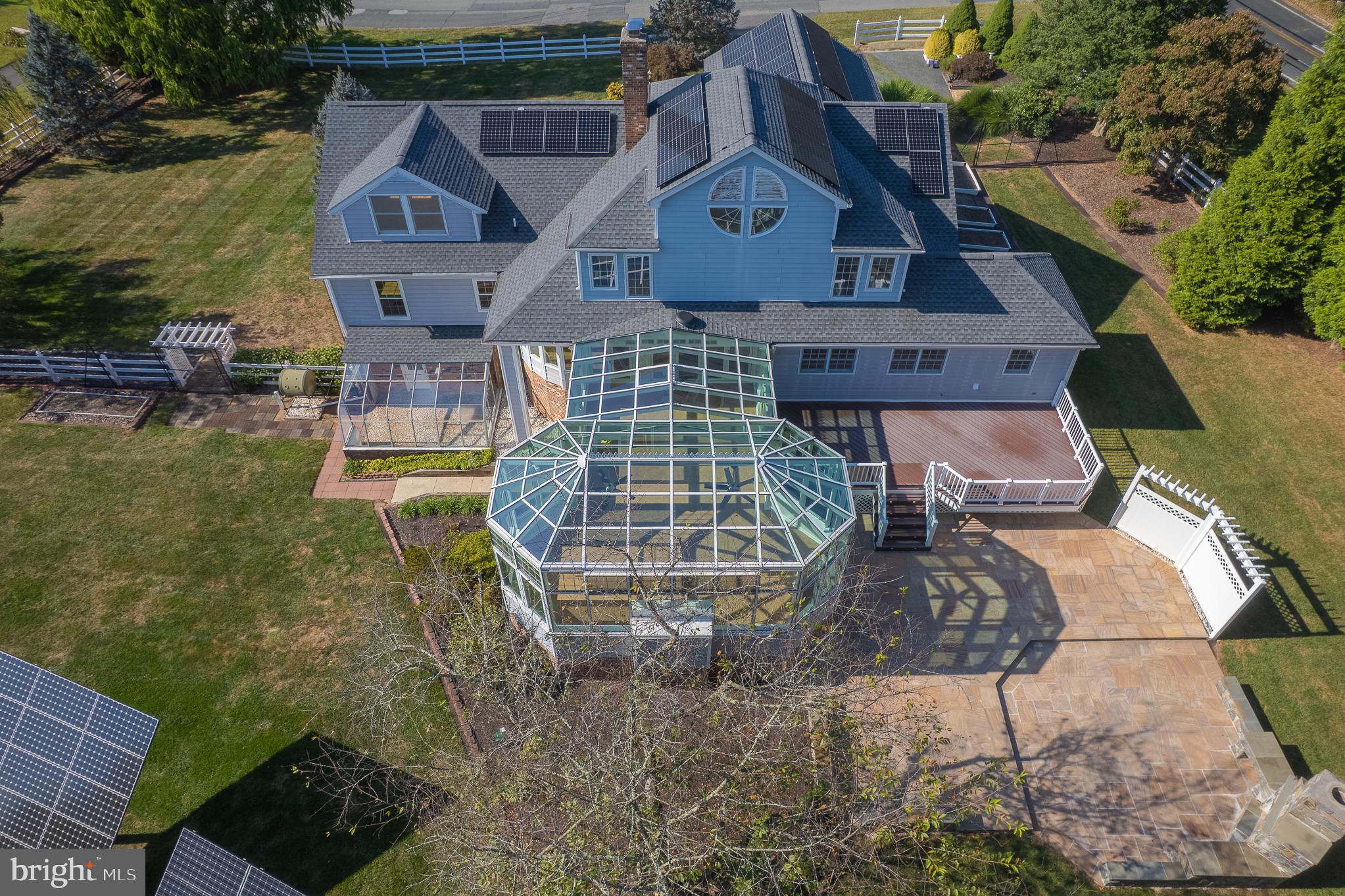 ANCIENT OAK - Residential