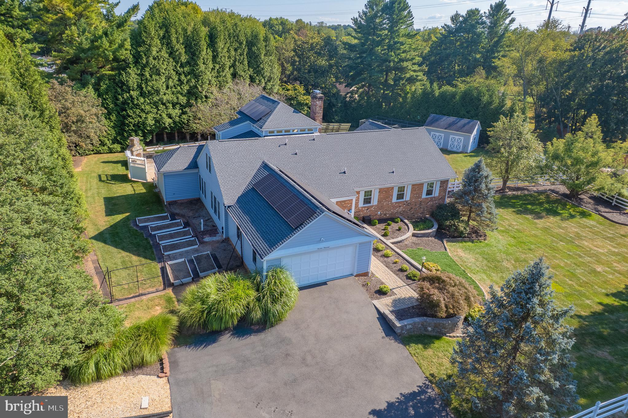 ANCIENT OAK - Residential