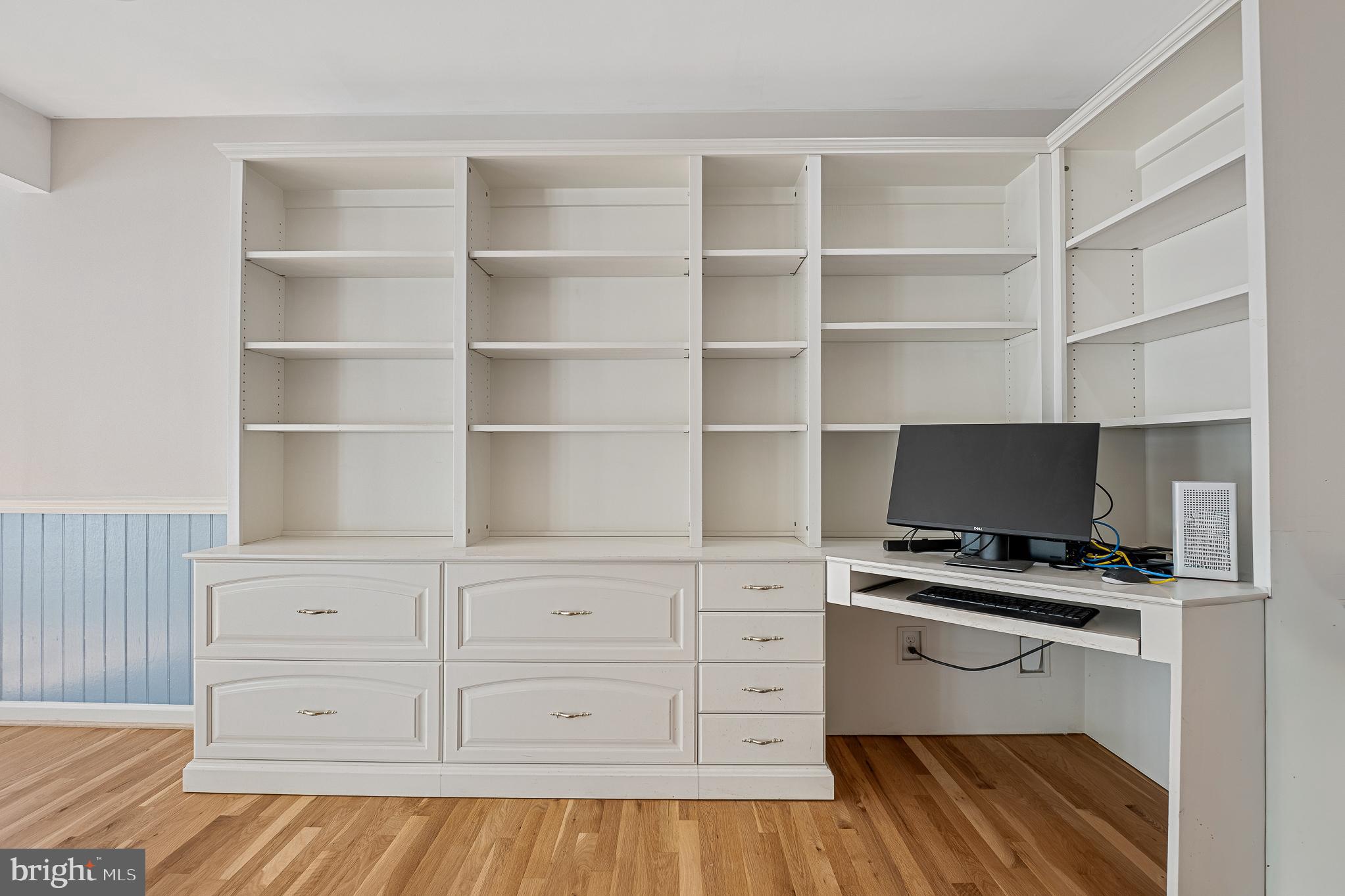 ANCIENT OAK - Residential