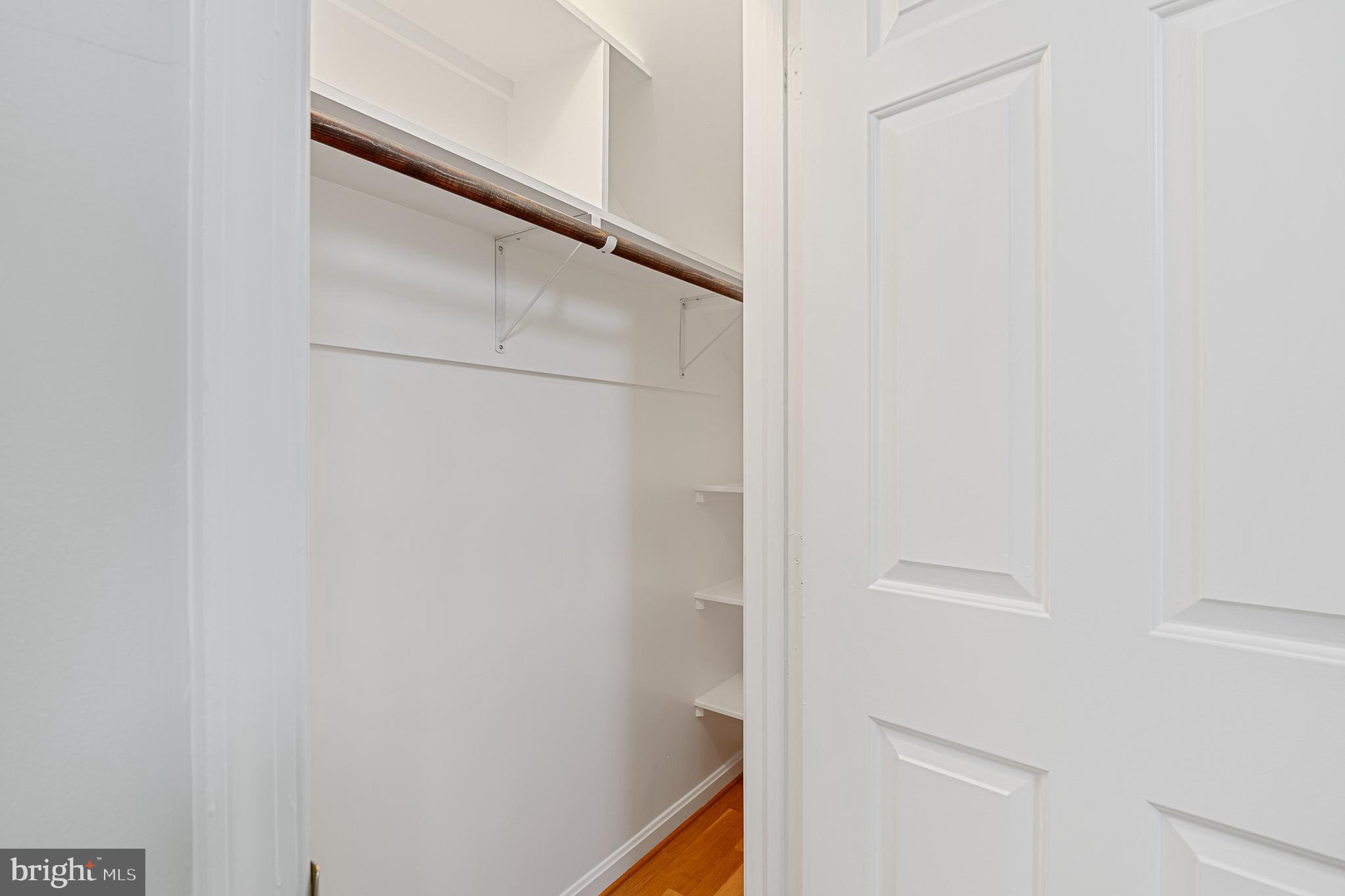 ANCIENT OAK - Residential