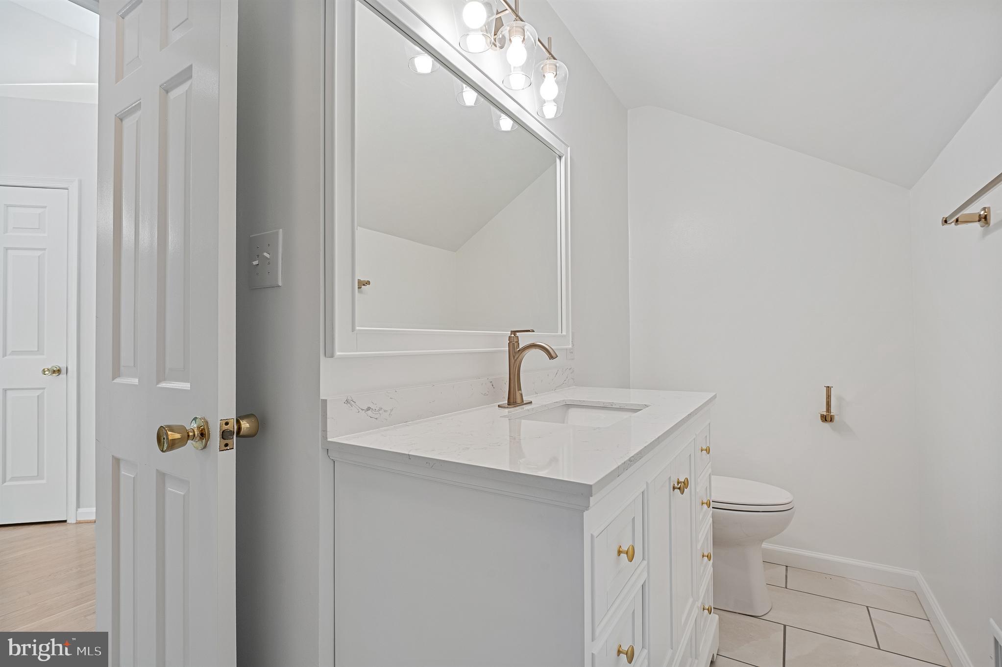 ANCIENT OAK - Residential