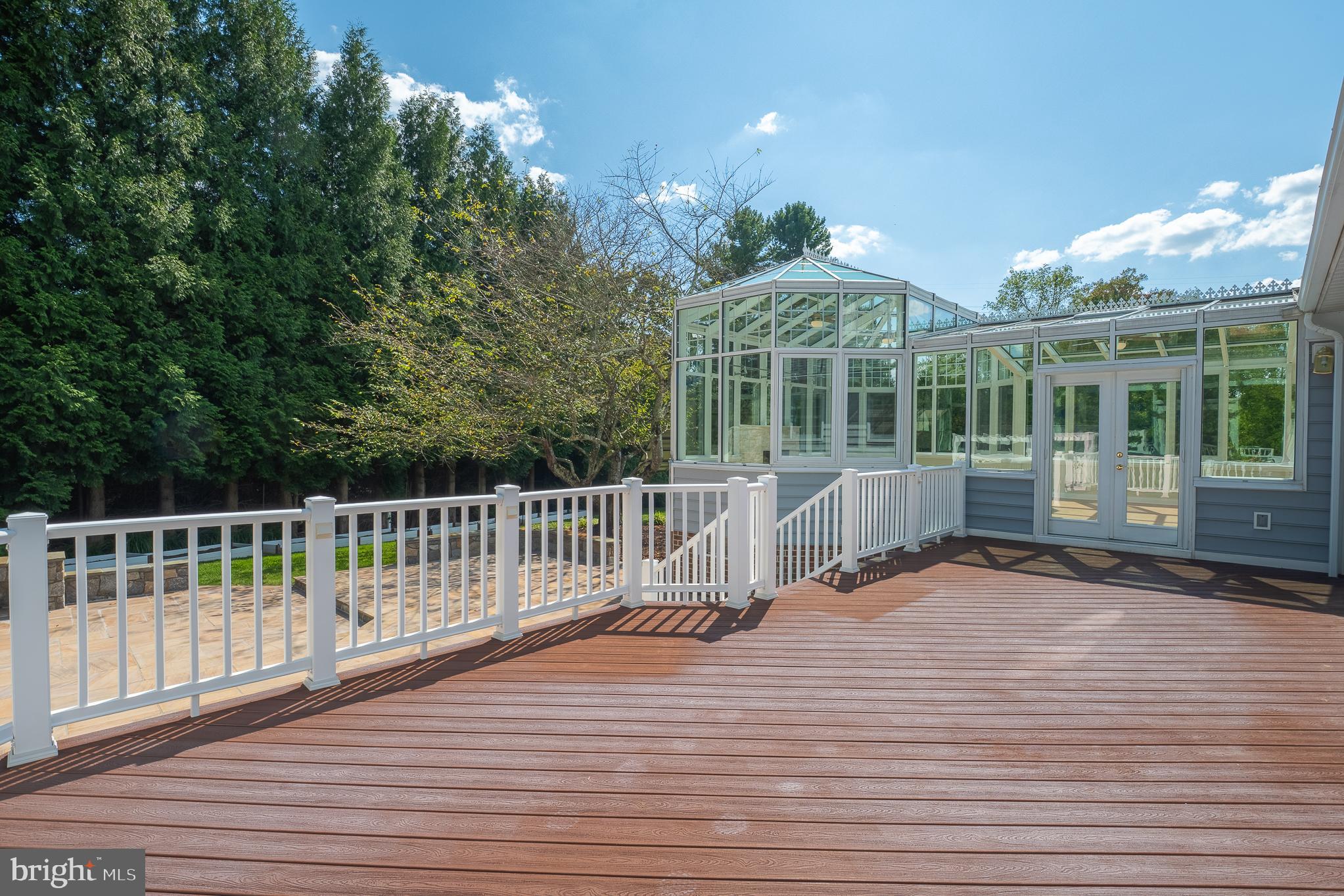 ANCIENT OAK - Residential