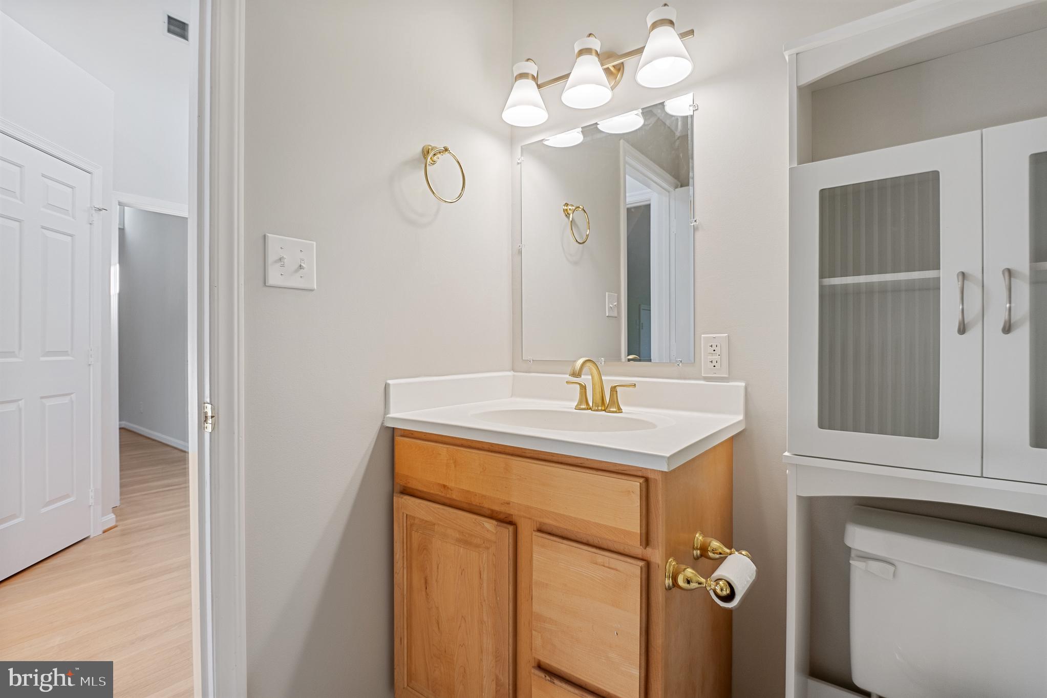 ANCIENT OAK - Residential