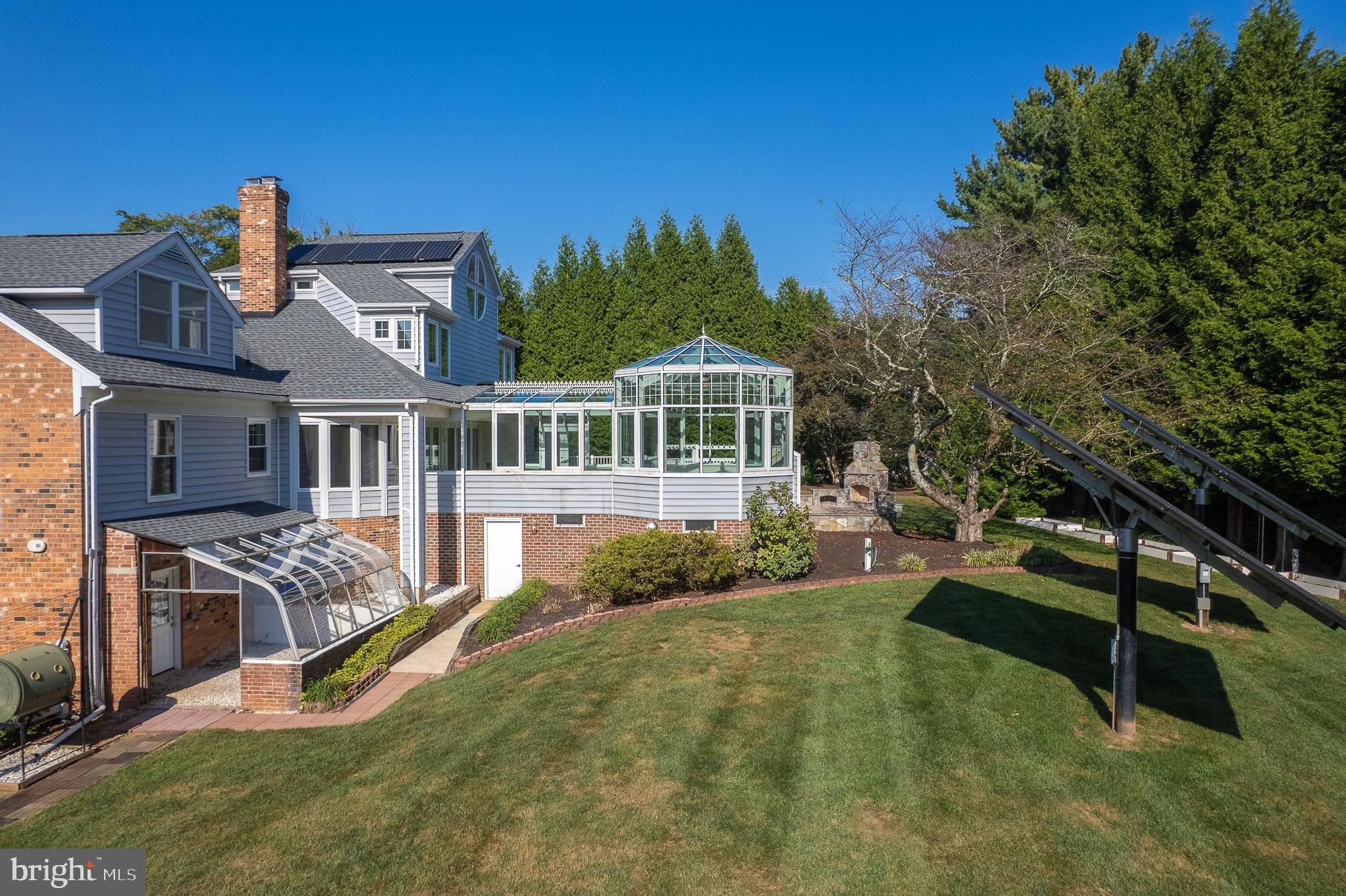 ANCIENT OAK - Residential