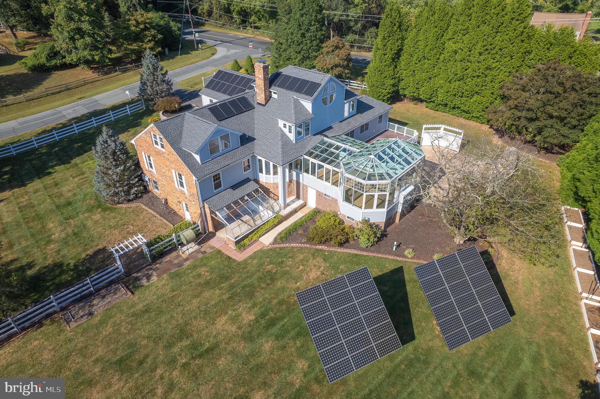 ANCIENT OAK - Residential