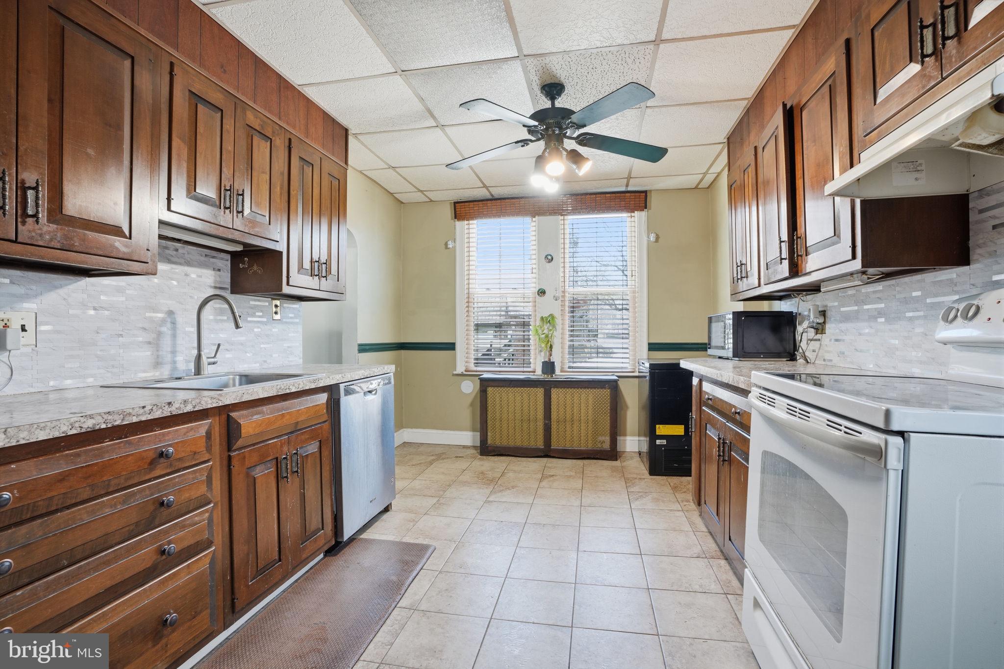 NORTHWOOD - Residential